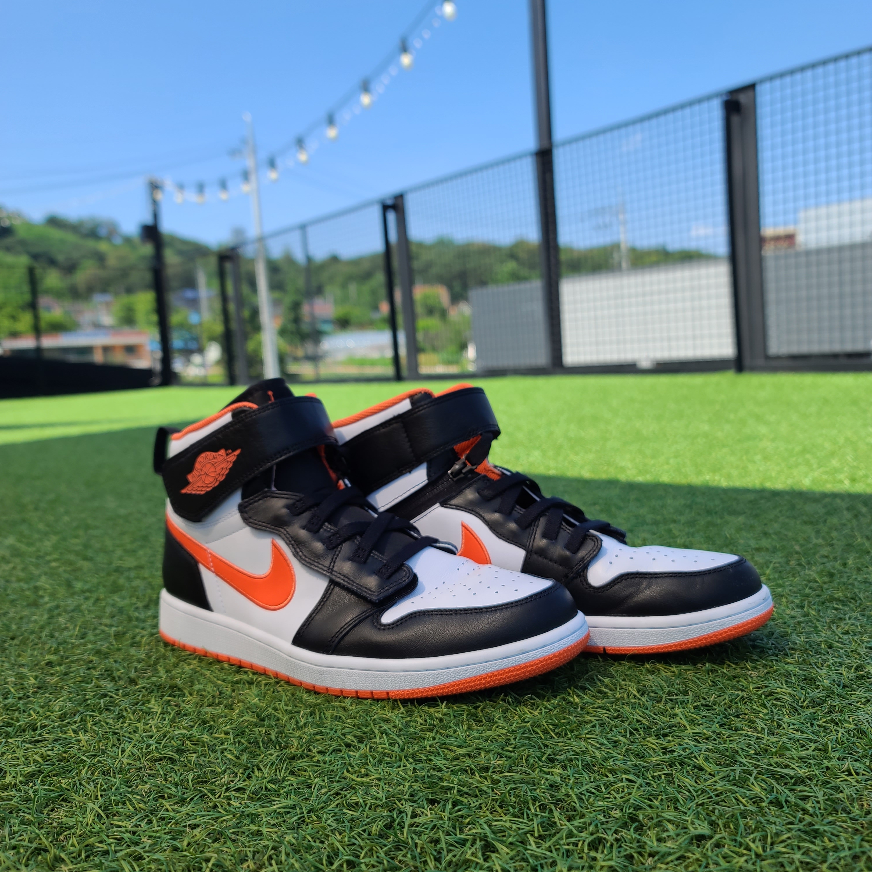 Jordan 1 High FlyEase Turf Orange 착용 스타일 - 2