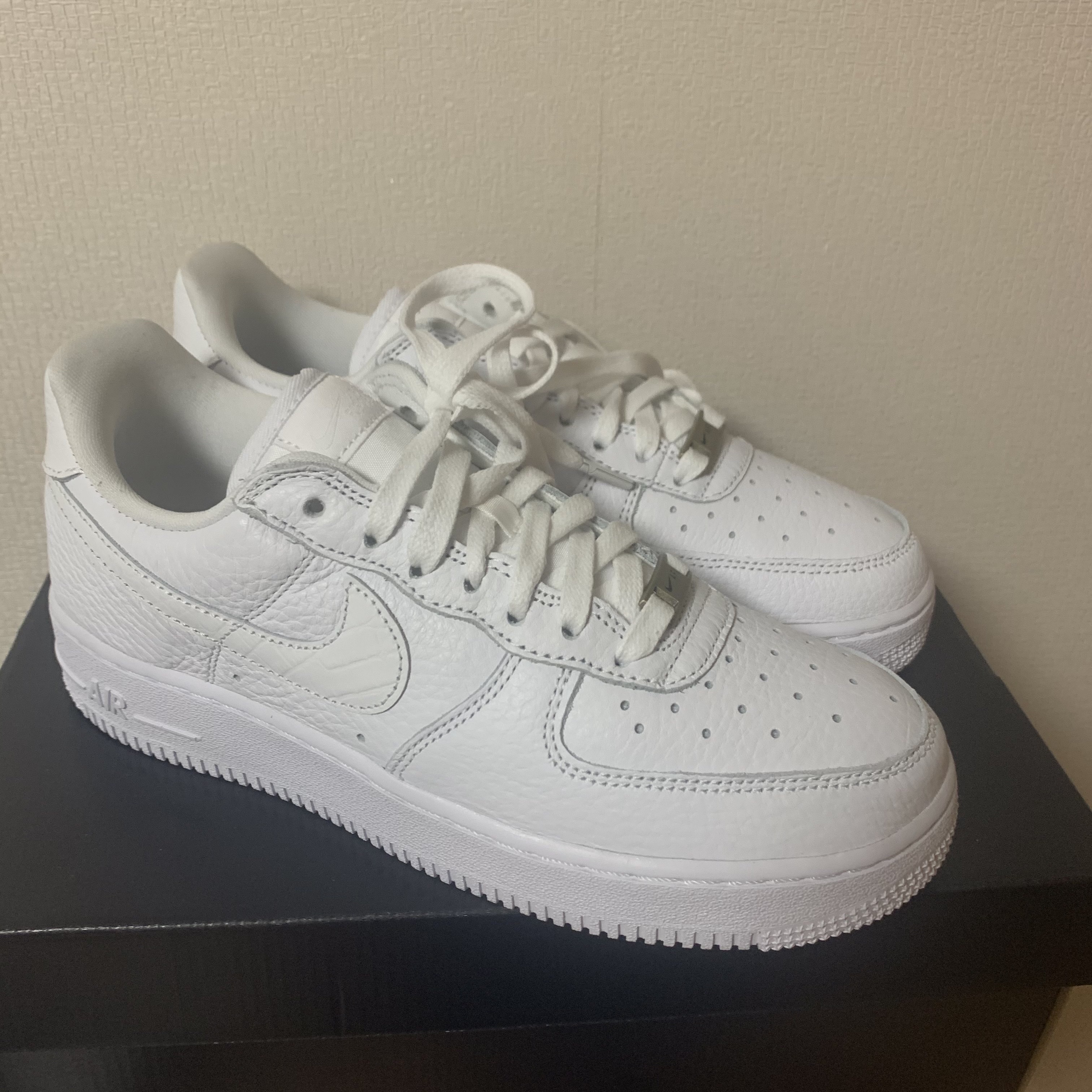 Nike Air Force 1 '07 Craft Triple White 착용 스타일 - 2