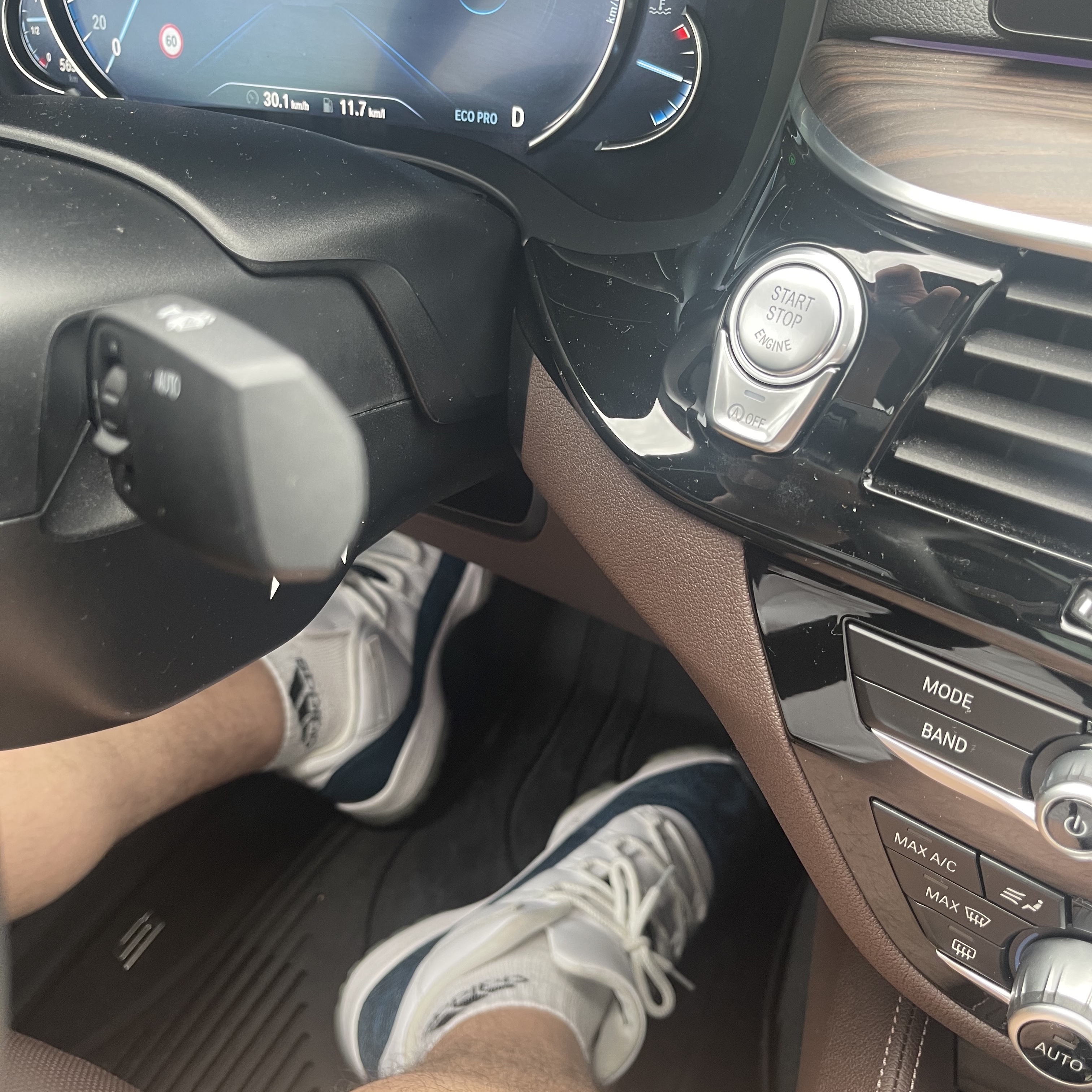 Jordan 11 Retro Low Navy Snakeskin 2019 착용 스타일 - 2