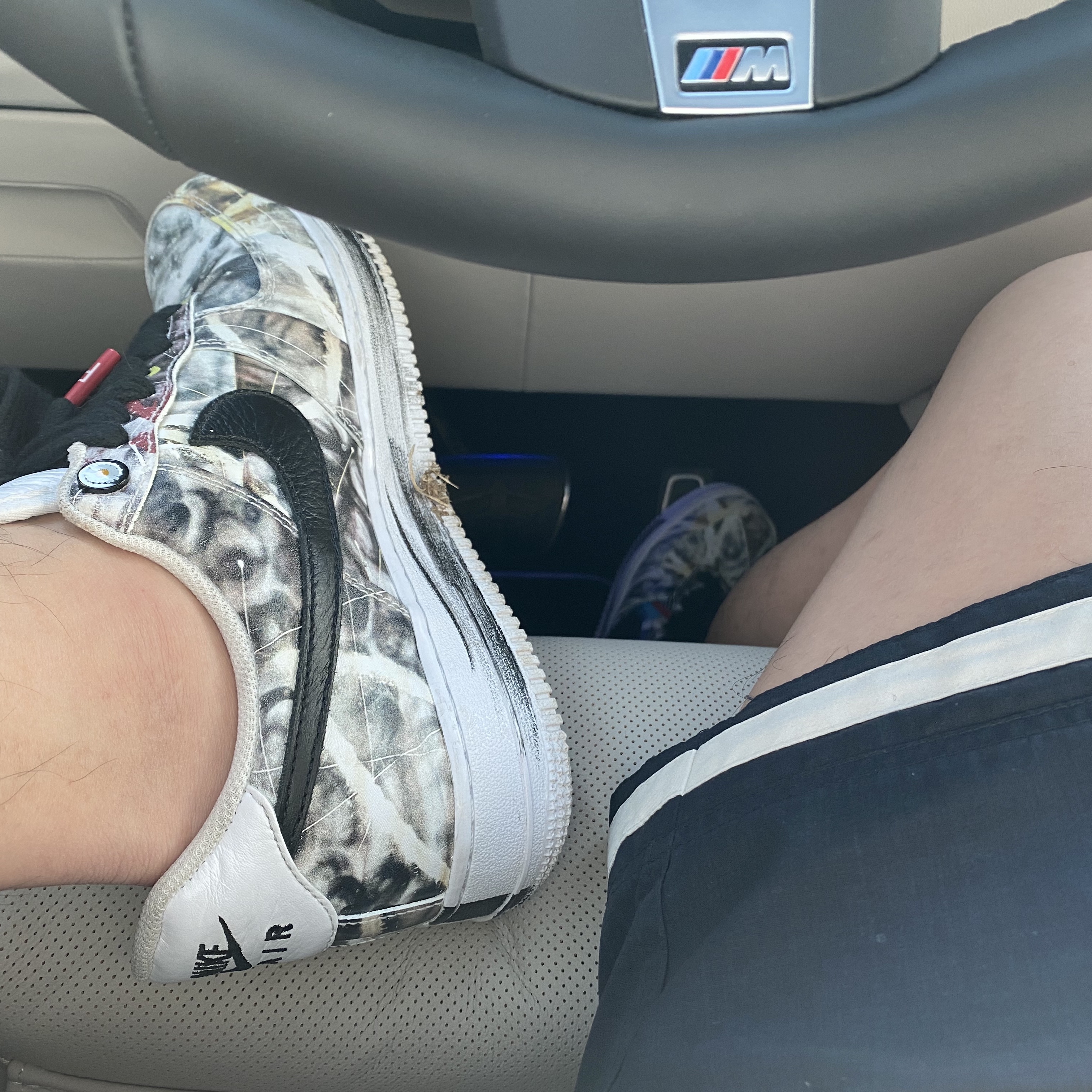Nike x Peaceminusone Air Force 1 Low Para-Noise 2.0 착용 스타일