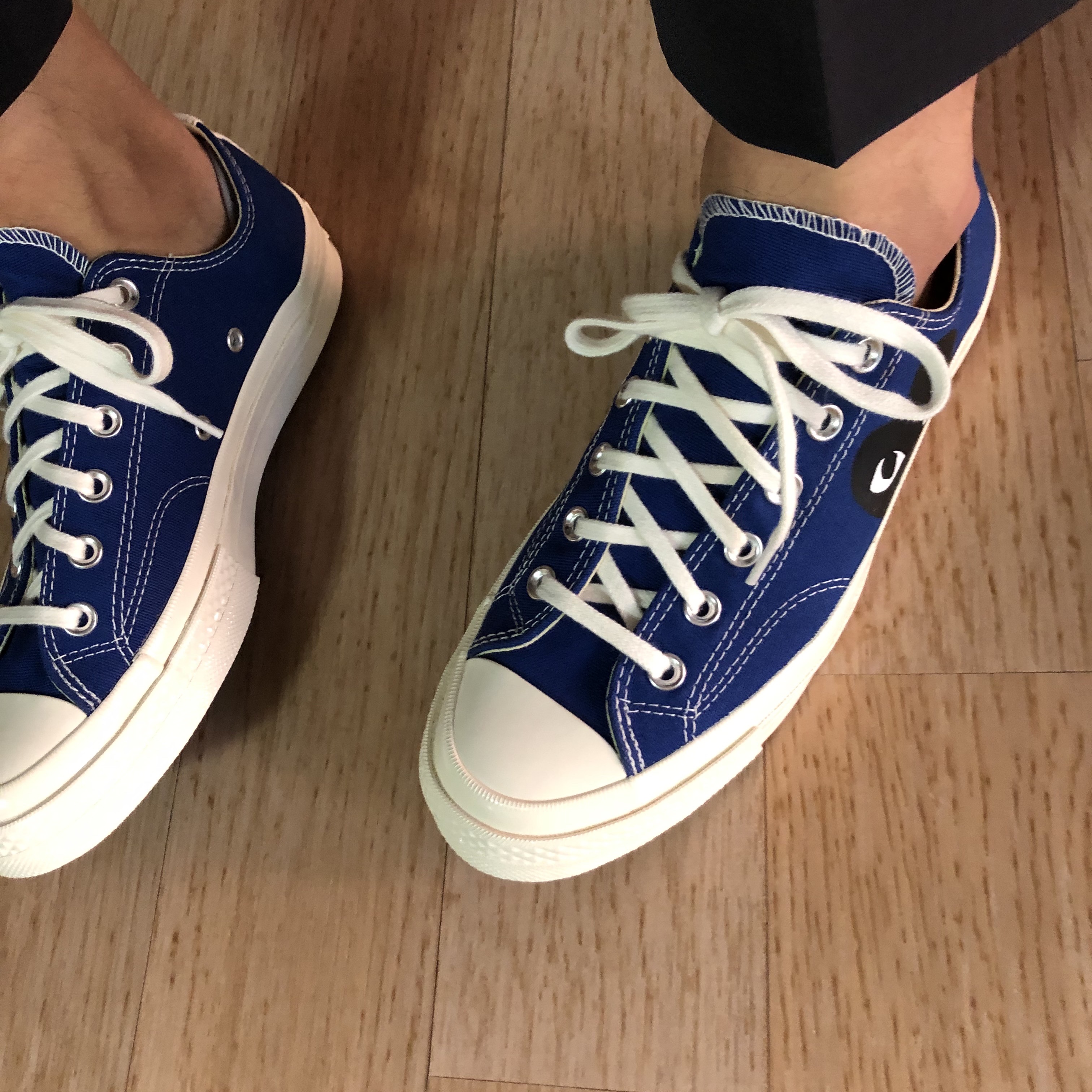 Converse x Play Comme des Garcons Chuck 70 Ox Blue Quartz 착용 스타일
