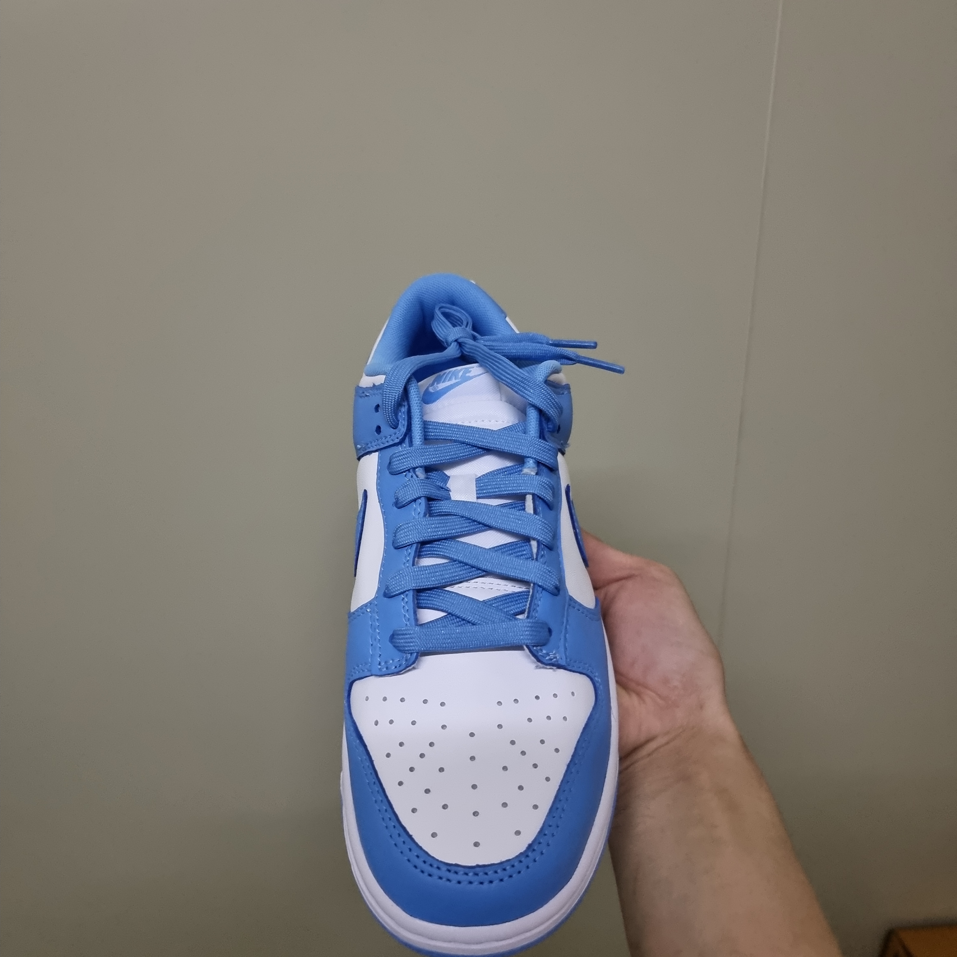 Nike Dunk Low Retro University Blue 착용 스타일 - 3