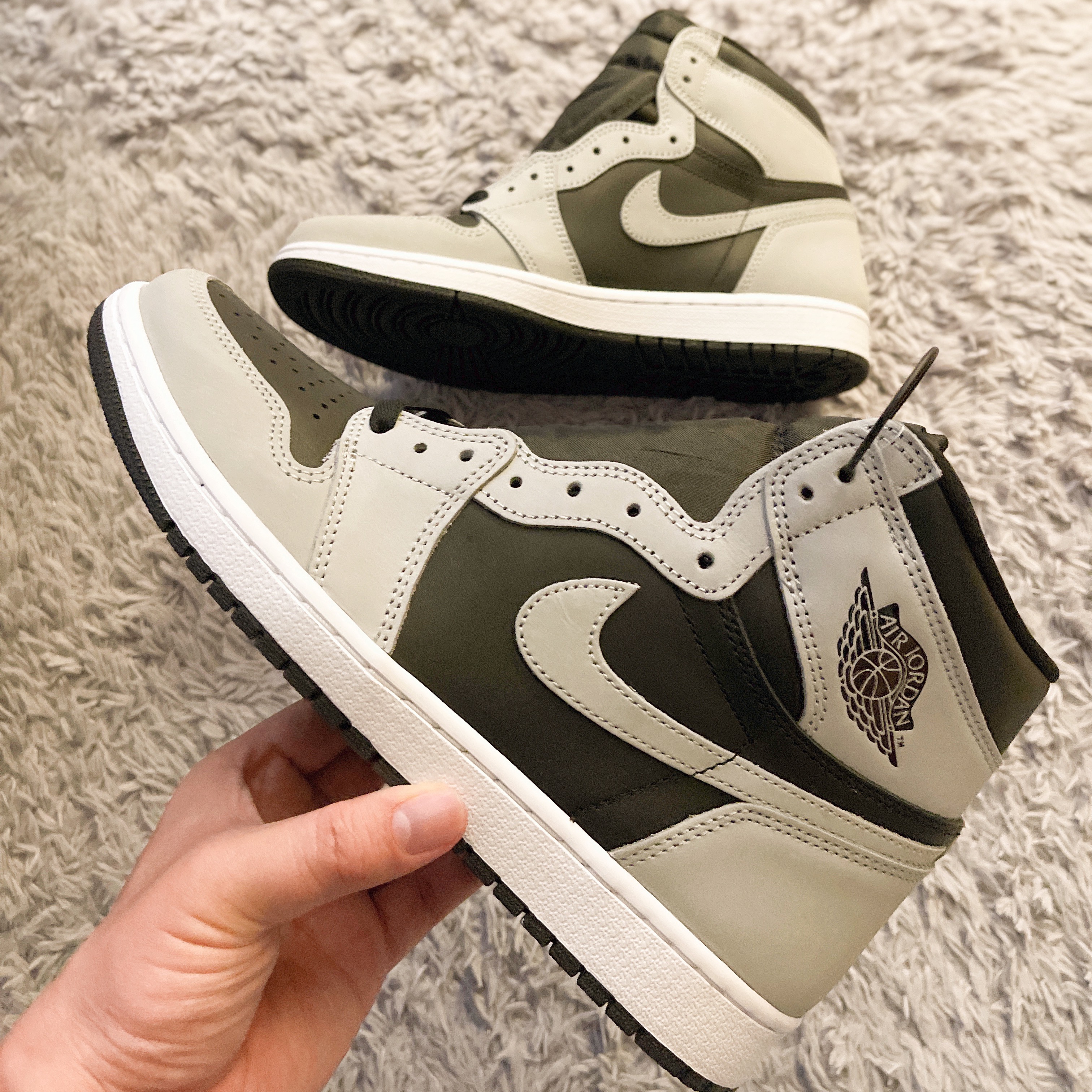 Jordan 1 Retro High OG Shadow 2.0 착용 스타일 - 3