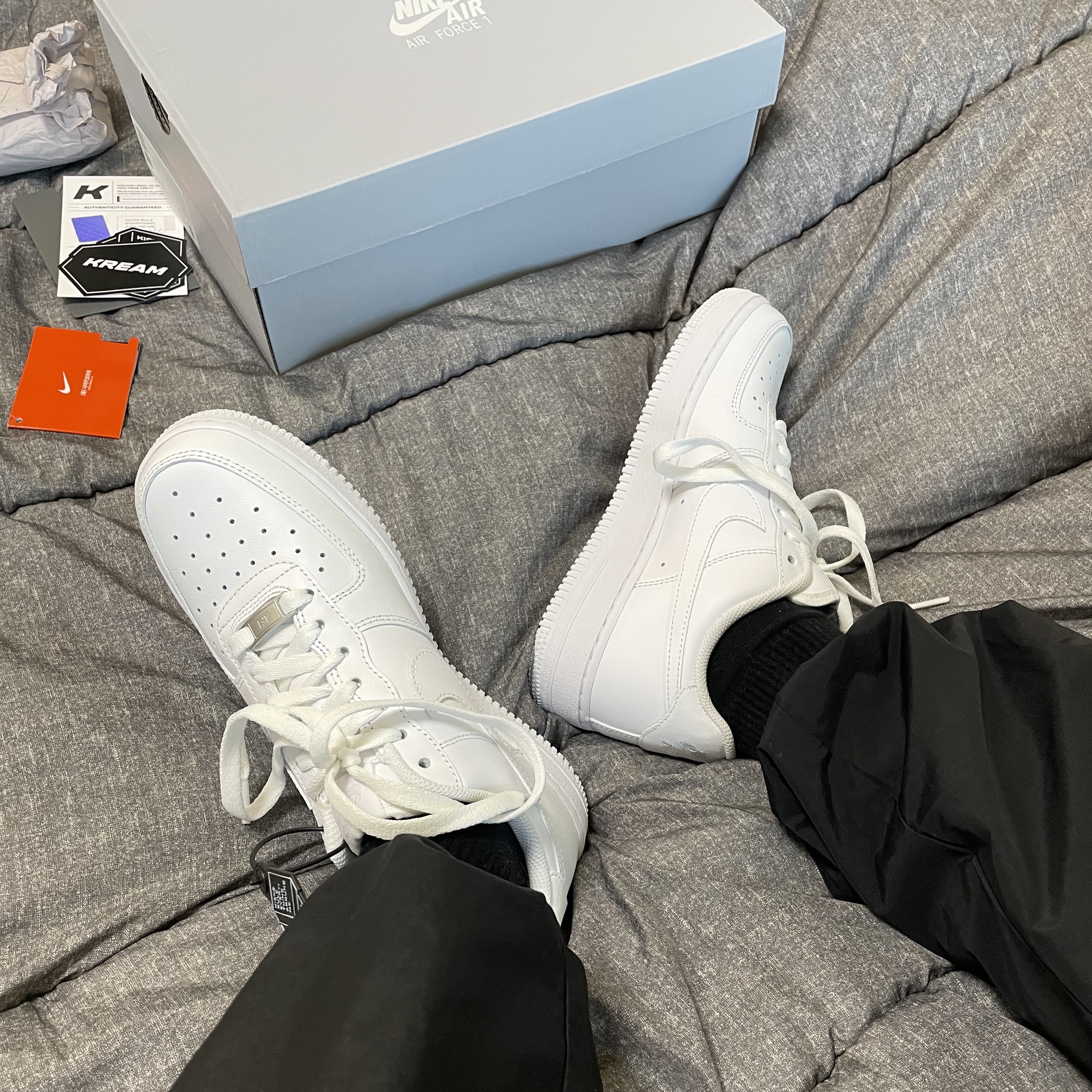 Nike Air Force 1 '07 Low White 착용 스타일 - 1