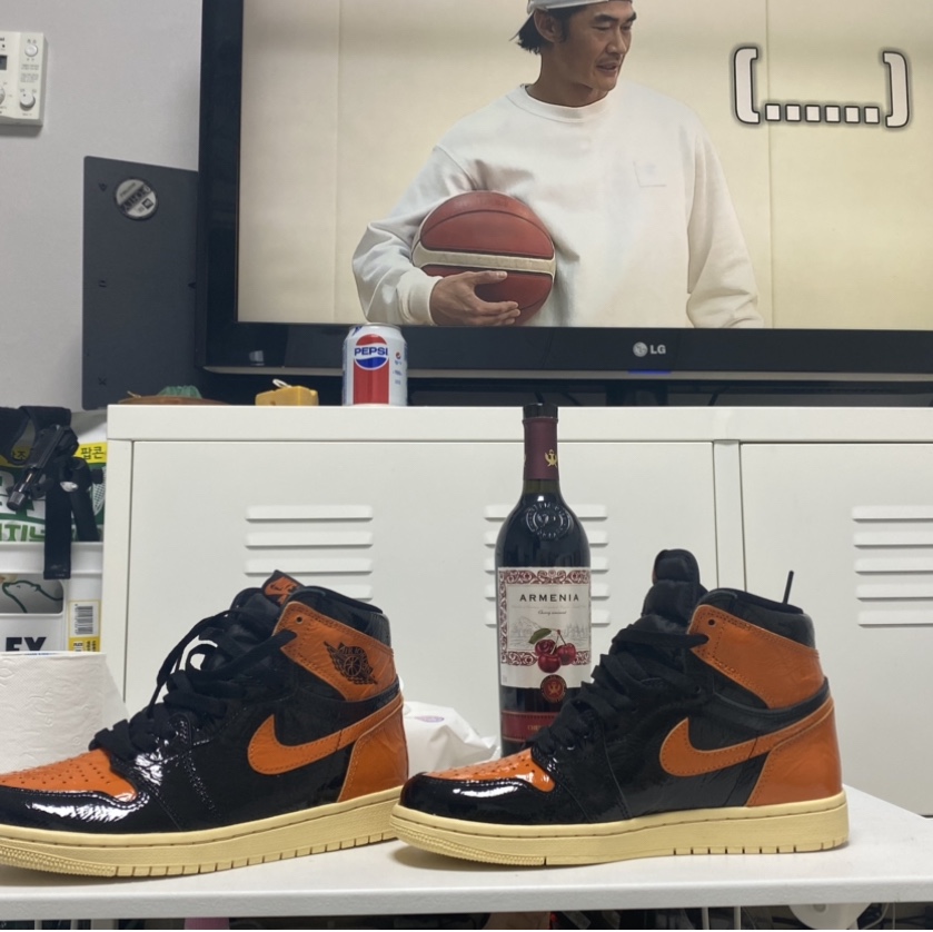 Jordan 1 Retro High Shattered Backboard 3.0 착용 스타일 - 2
