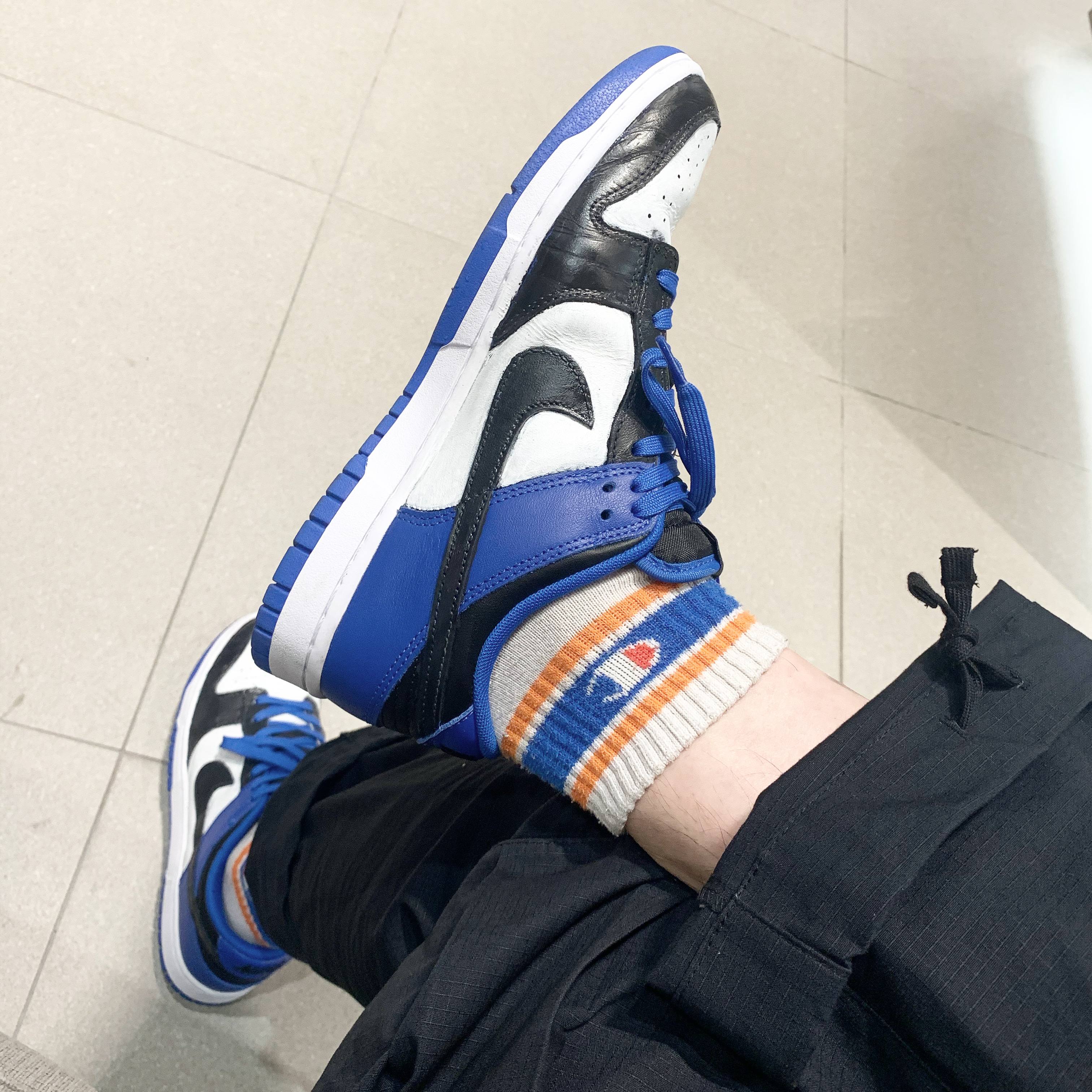 Nike Dunk Low Retro Hyper Cobalt 착용 스타일