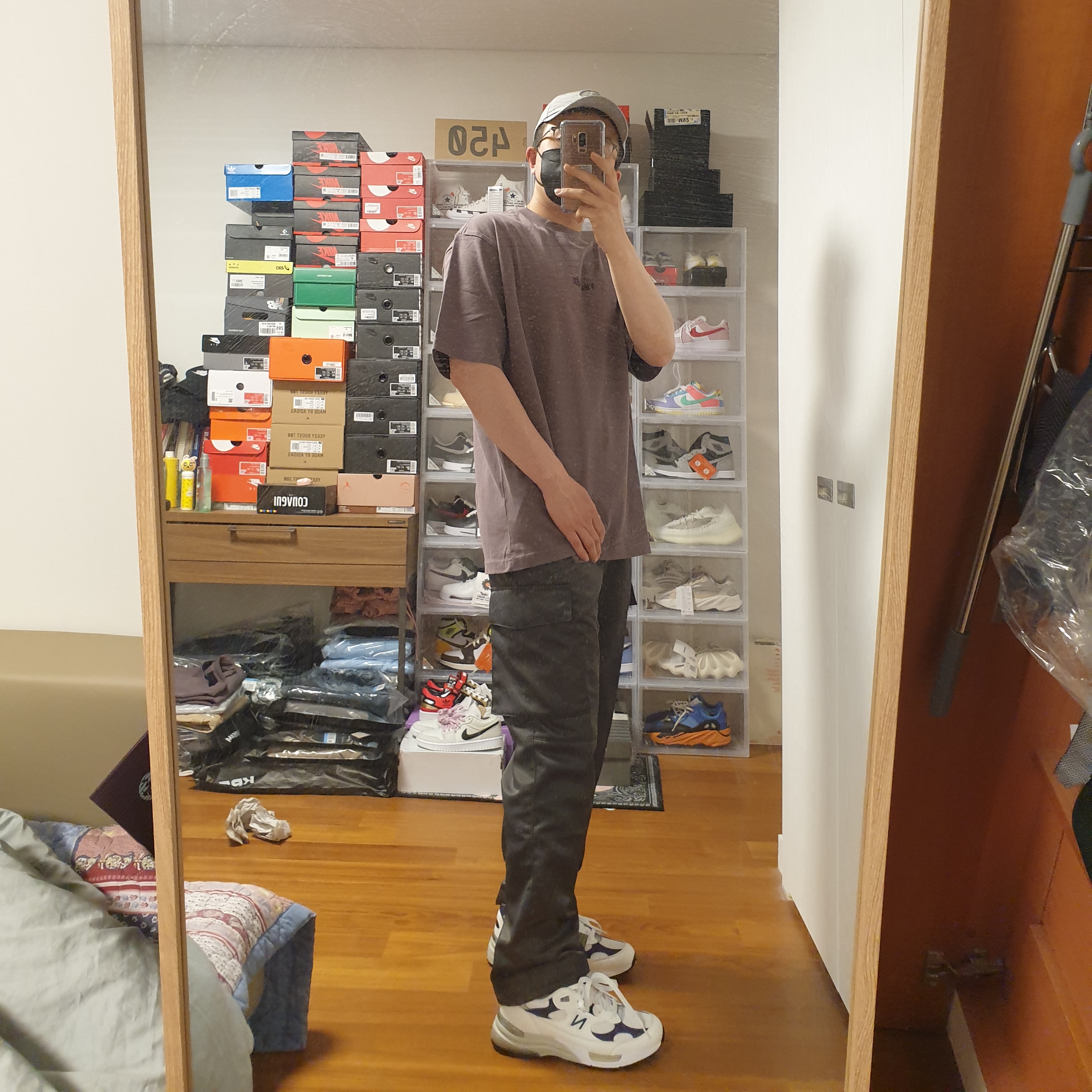 Jordan x A Ma Maniere Woven Cargo Pants Midnight Fog - Asia, Jordan x A Ma Maniere T-Shirt Violet Ore - US/EU 착용 스타일 - 3