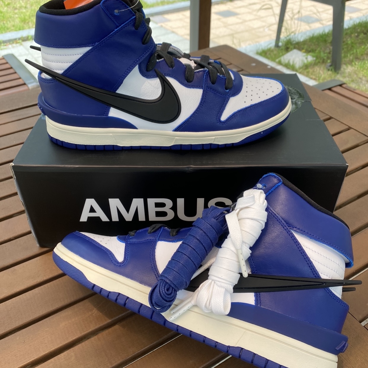 Nike x Ambush Dunk High Deep Royal Blue 착용 스타일 - 5