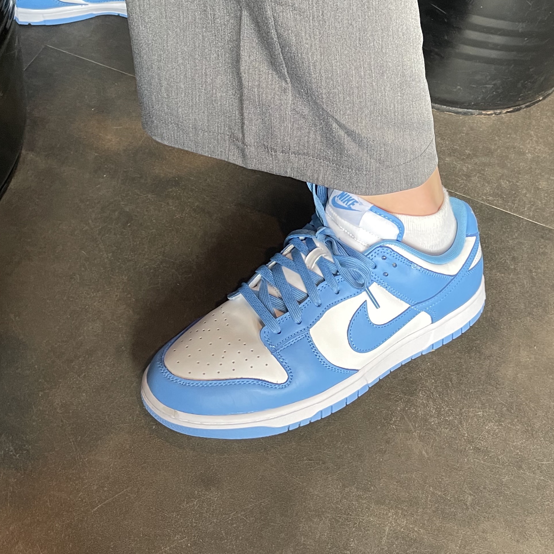Nike Dunk Low Retro University Blue 착용 스타일 - 3