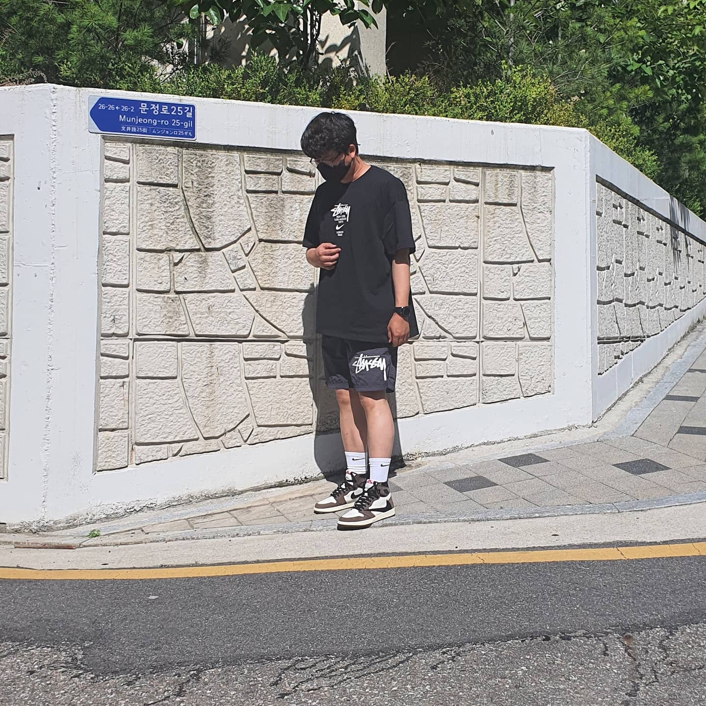 Nike x Stussy WT T-Shirt Black - US/EU, Nike x Stussy Water Shorts Off Noir 착용 스타일 - 1