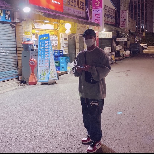 Jordan 1 Retro High OG Chicago 2015, Nike x Stussy Beach Pants Off Noir 착용 스타일