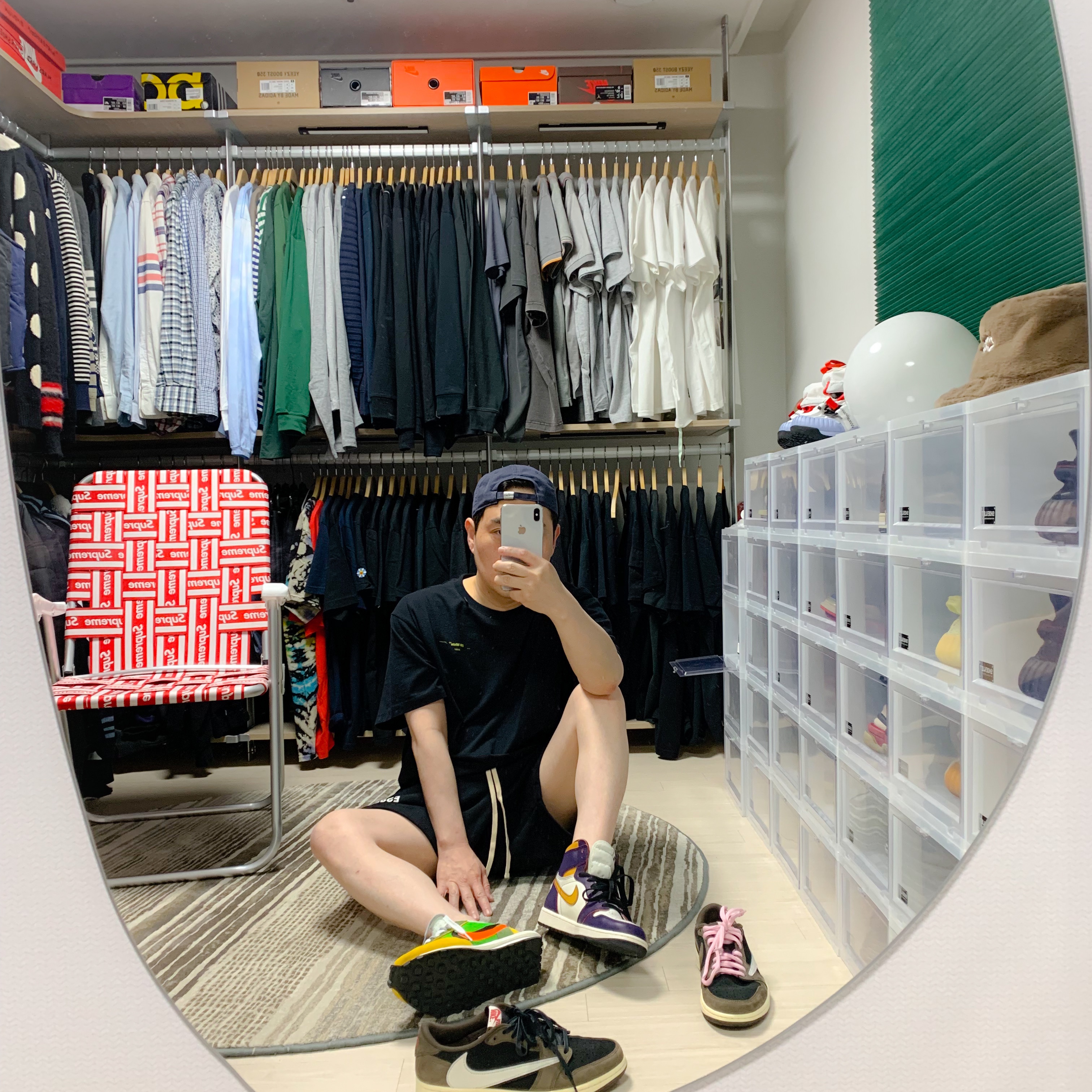 Jordan 1 x Travis Scott Retro Low OG SP Mocha, Nike x Tom Sachs Mars Yard Overshoe 3.0 착용 스타일 - 3