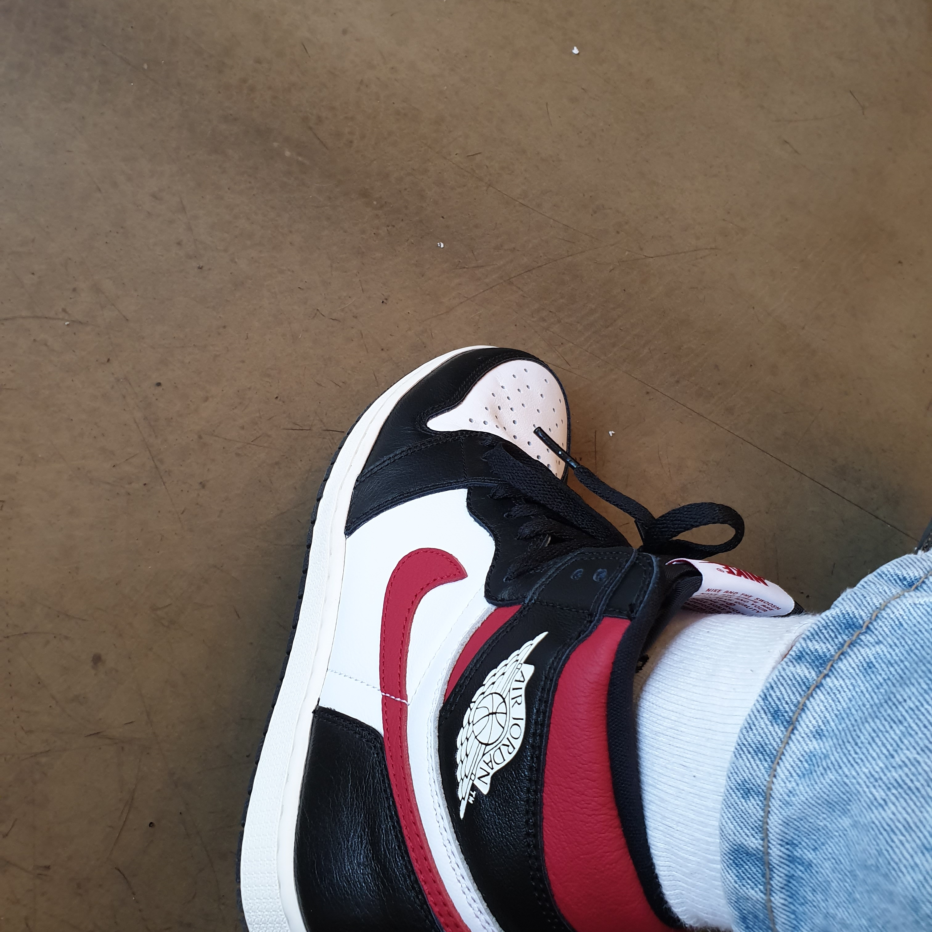 Jordan 1 Retro High OG Gym Red 착용 스타일