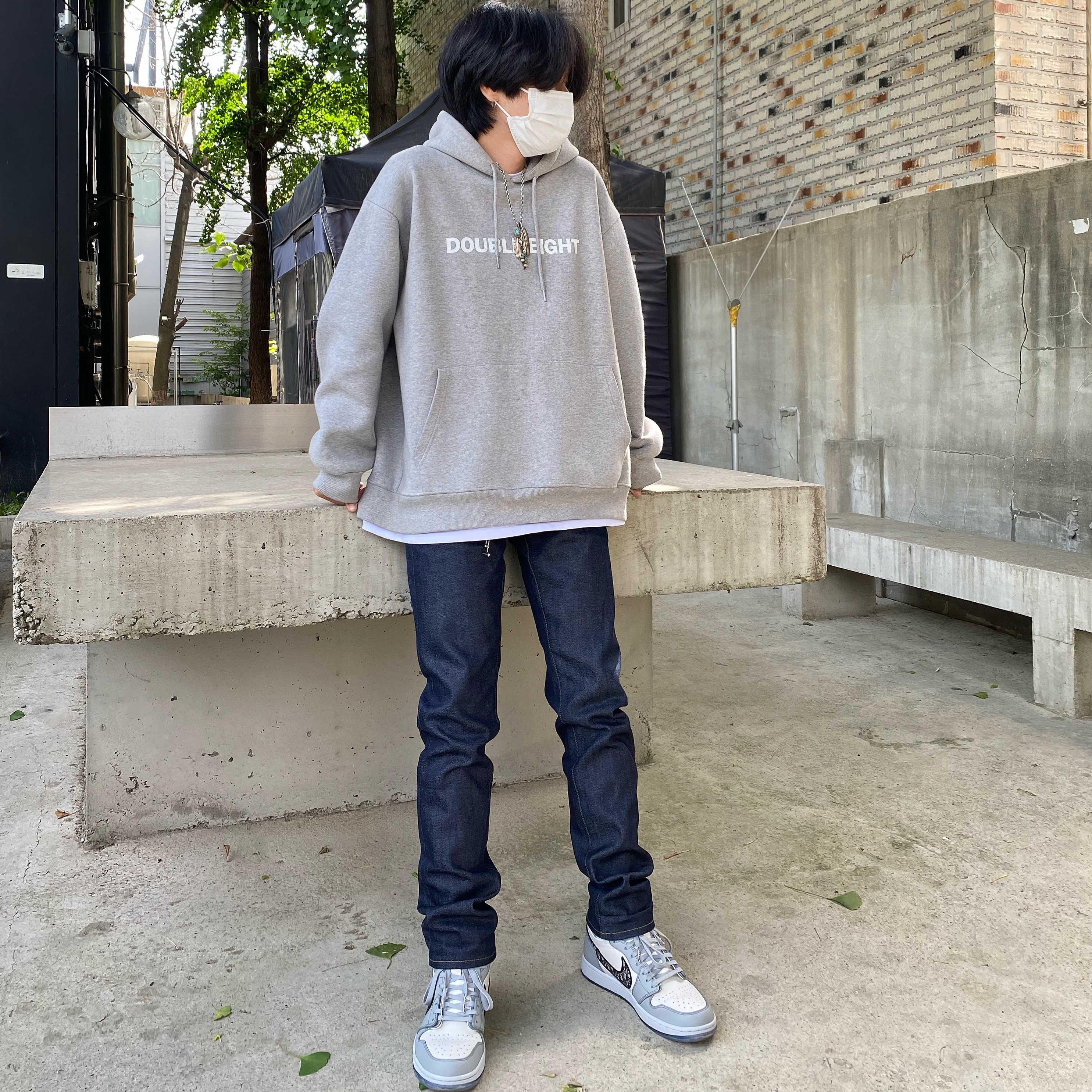 Jordan 1 x Dior High OG 착용 스타일