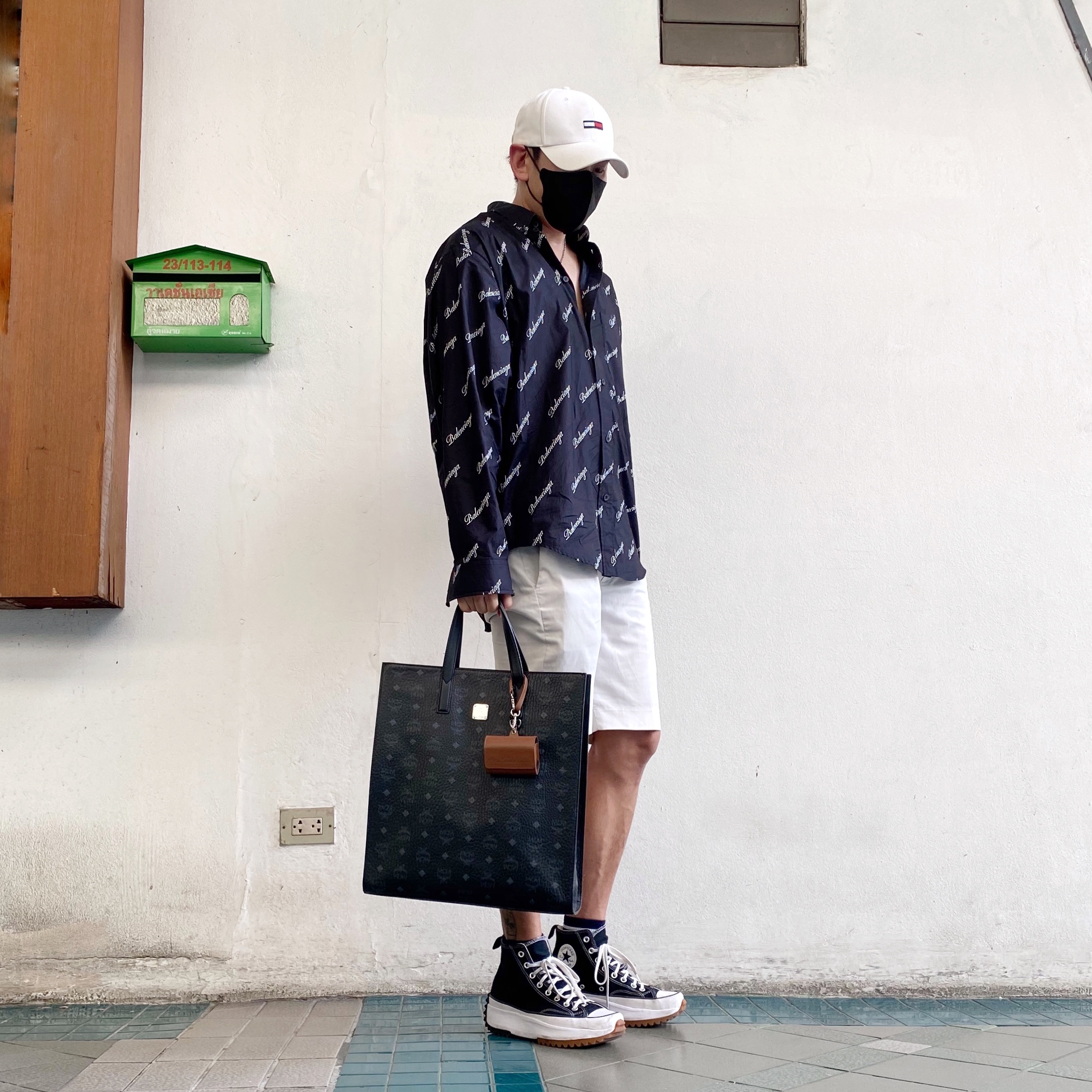 Converse Run Star Hike Hi Black White Gum 착용 스타일