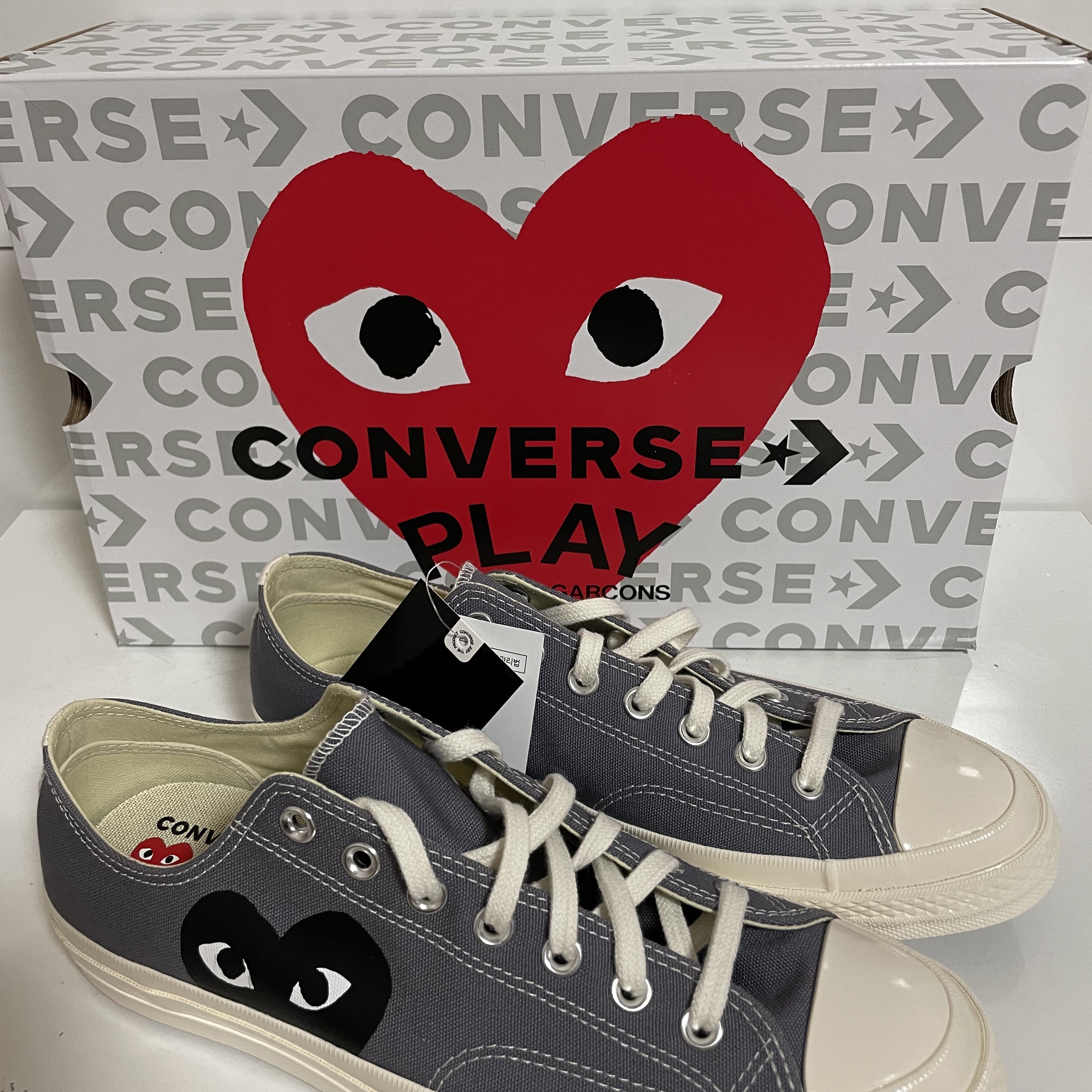 Converse x Play Comme des Garcons Chuck 70 Ox Steel Gray 착용 스타일