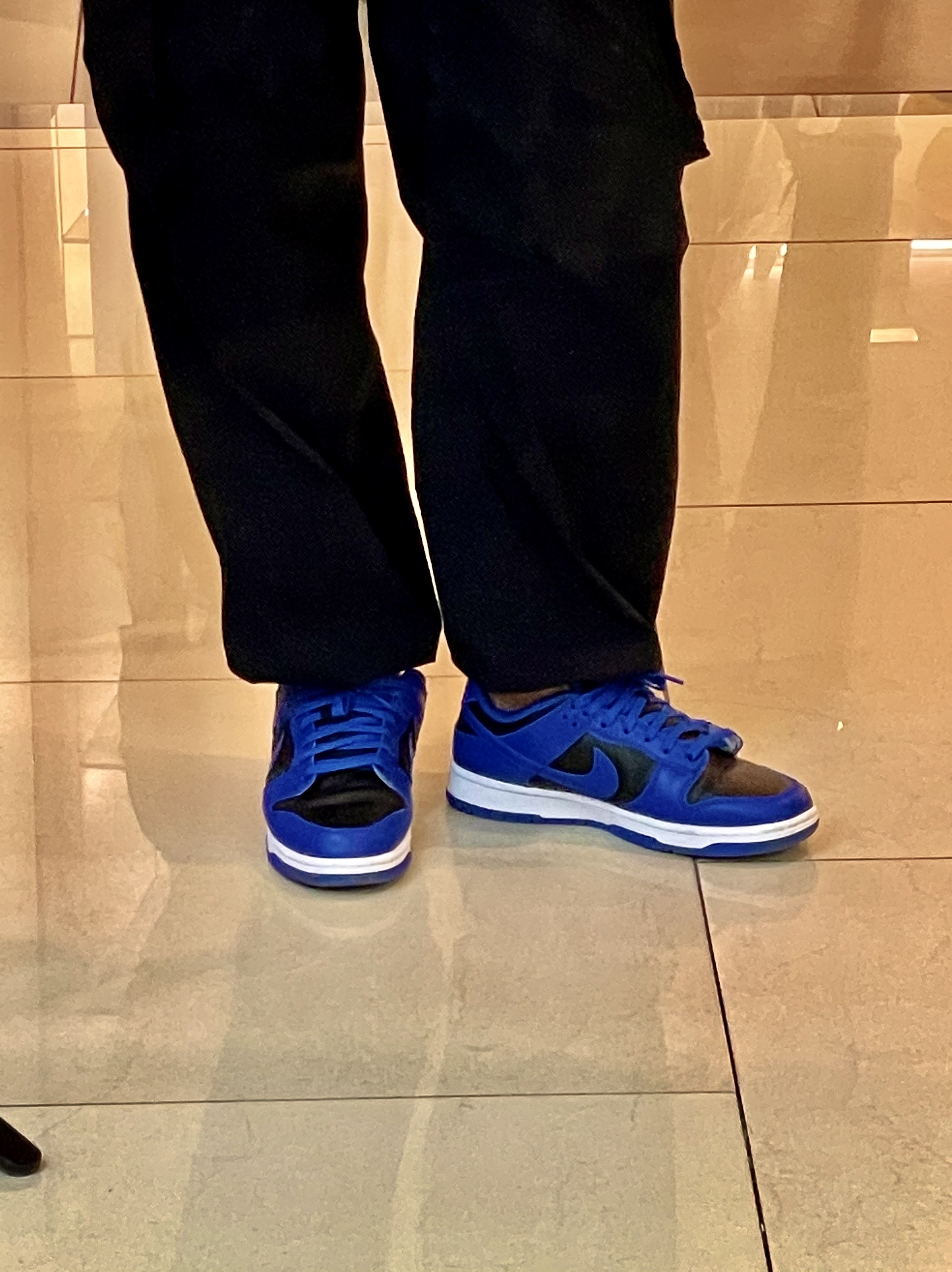 Nike Dunk Low Retro Hyper Cobalt 착용 스타일