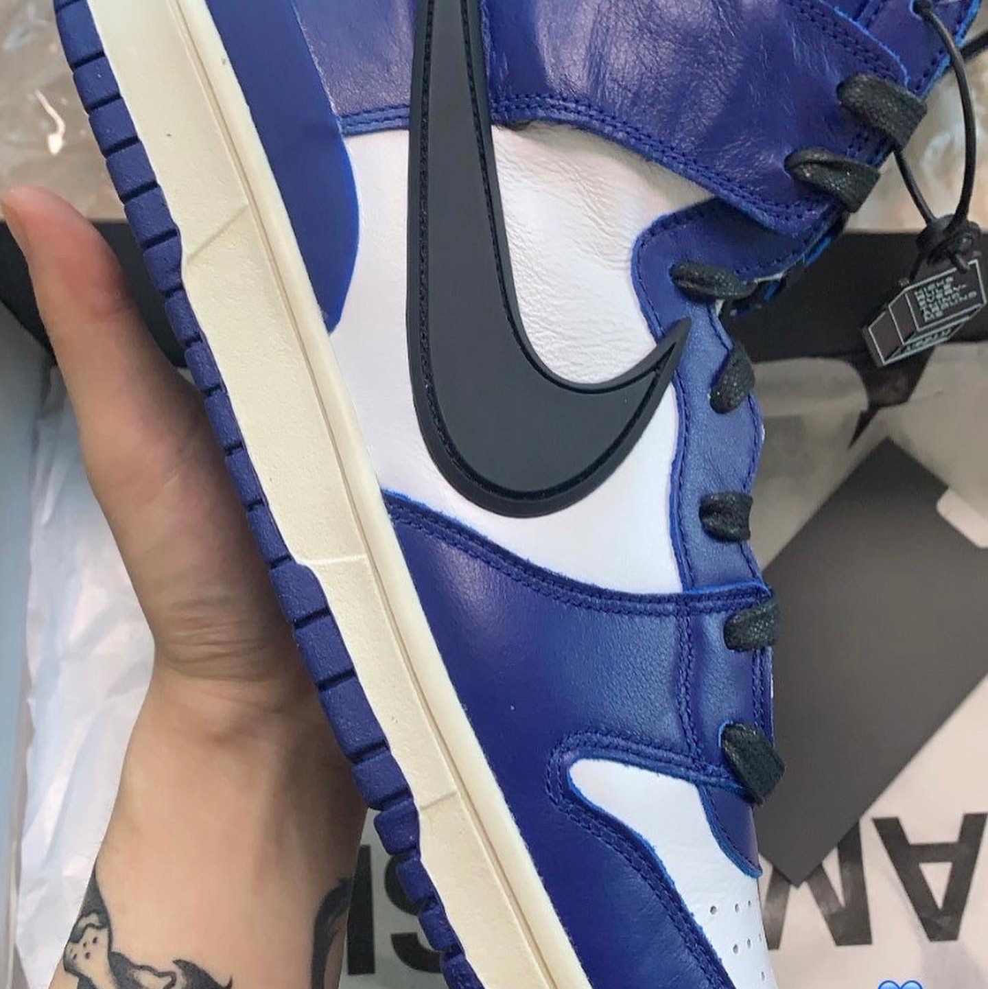 Nike x Ambush Dunk High Deep Royal Blue 착용 스타일 - 1