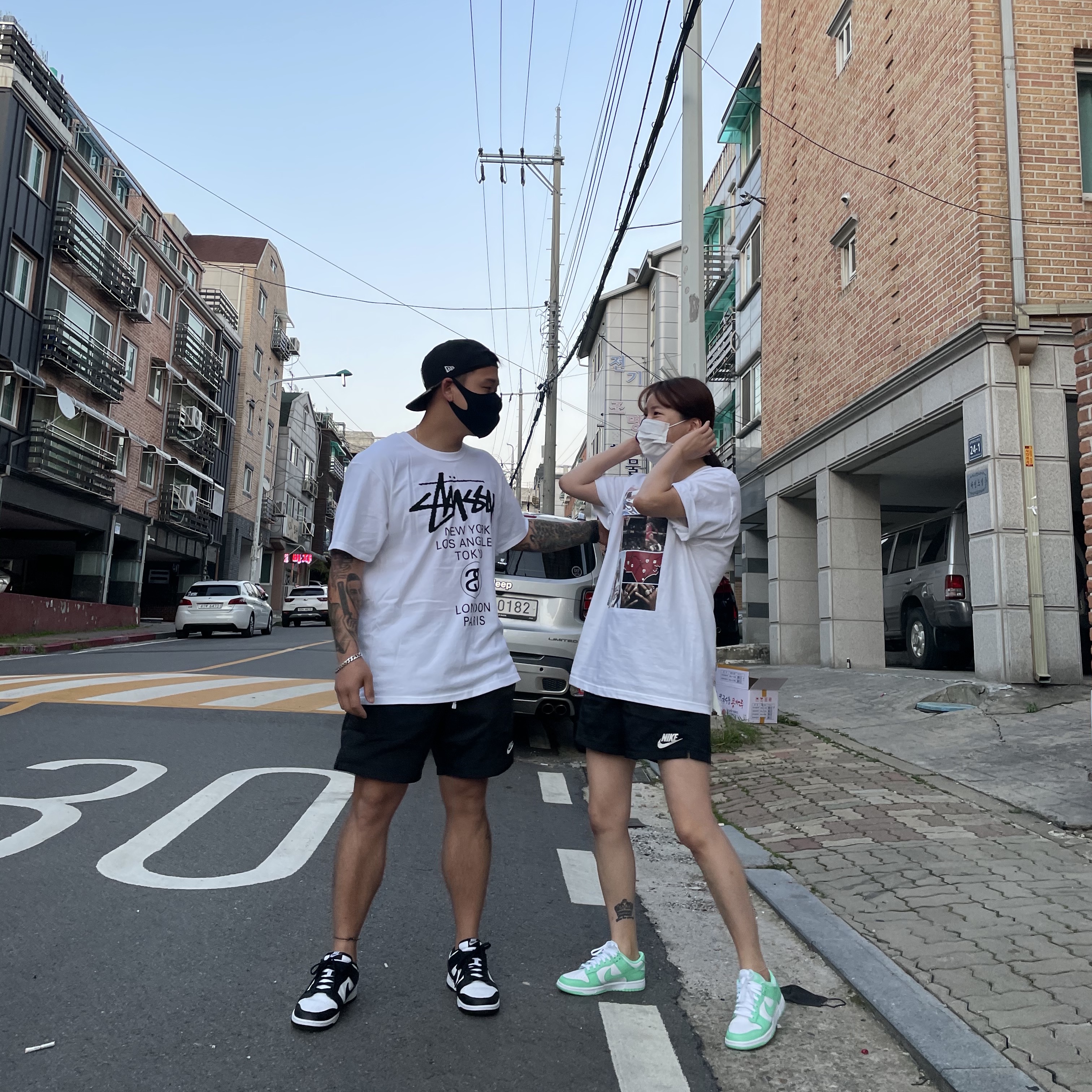 Nike Dunk Low Retro Black, (W) Nike Dunk Low Green Glow 착용 스타일 - 1