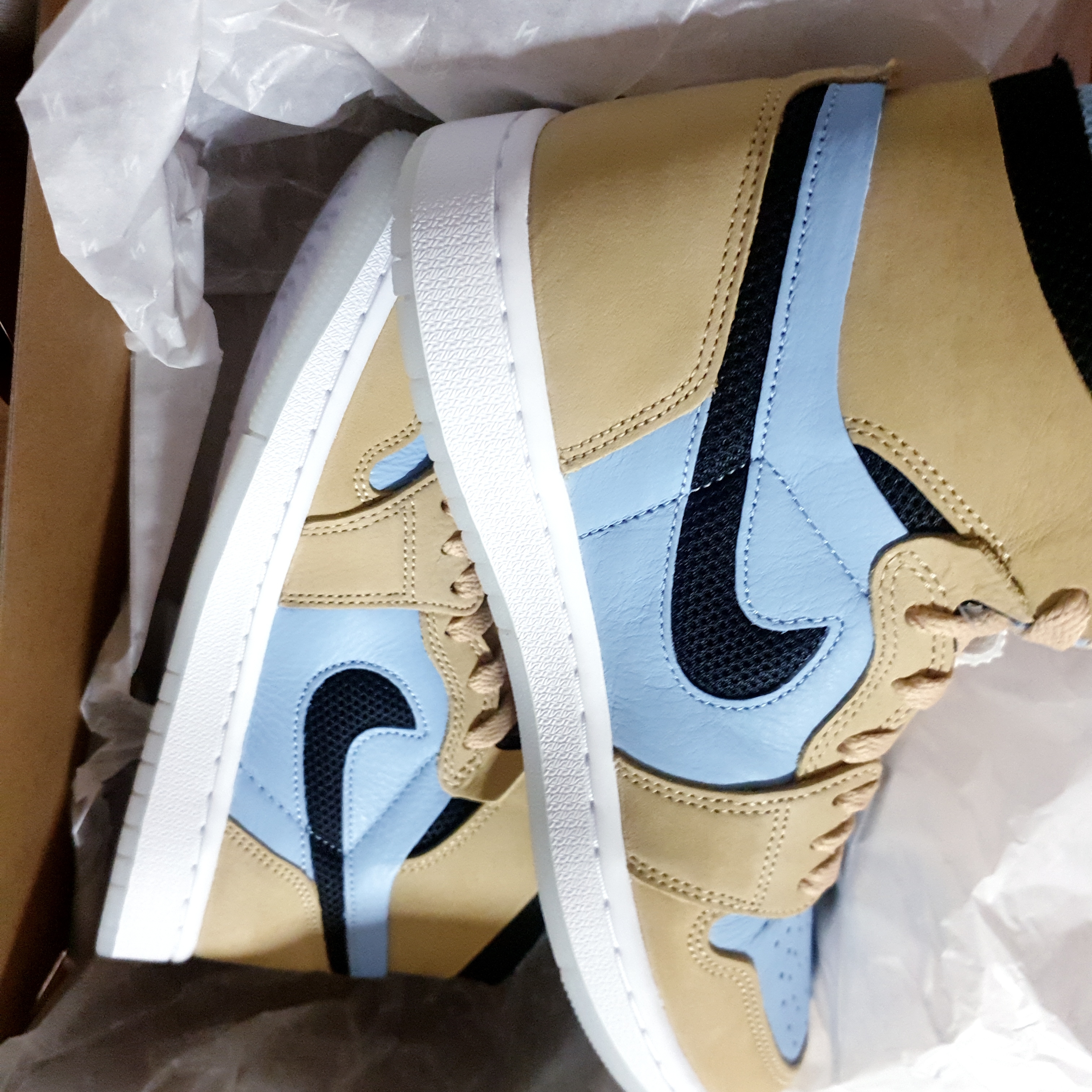 (W) Jordan 1 Zoom Air CMFT Psychic Blue Sesame 착용 스타일 - 5