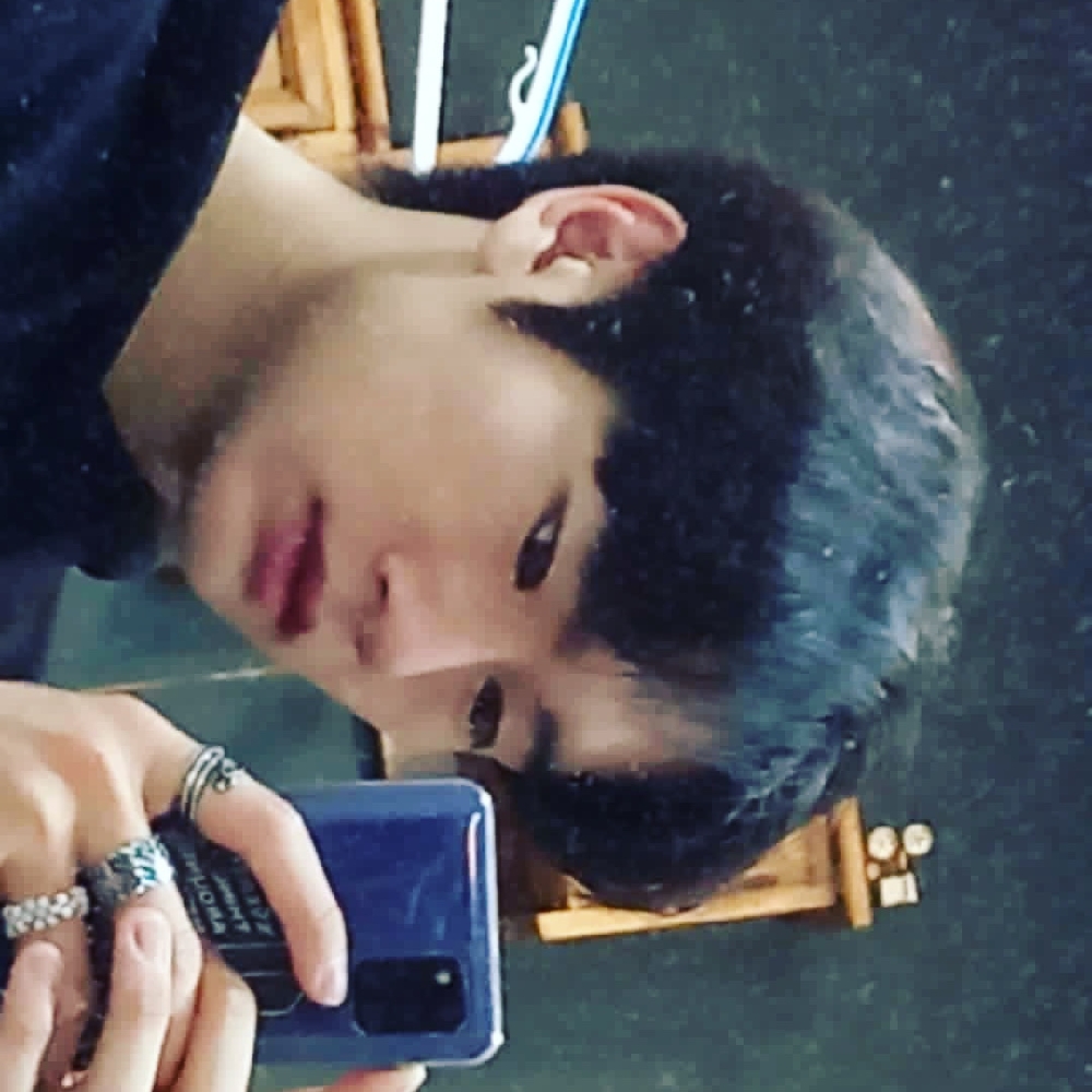 KREAM 프로필 이미지