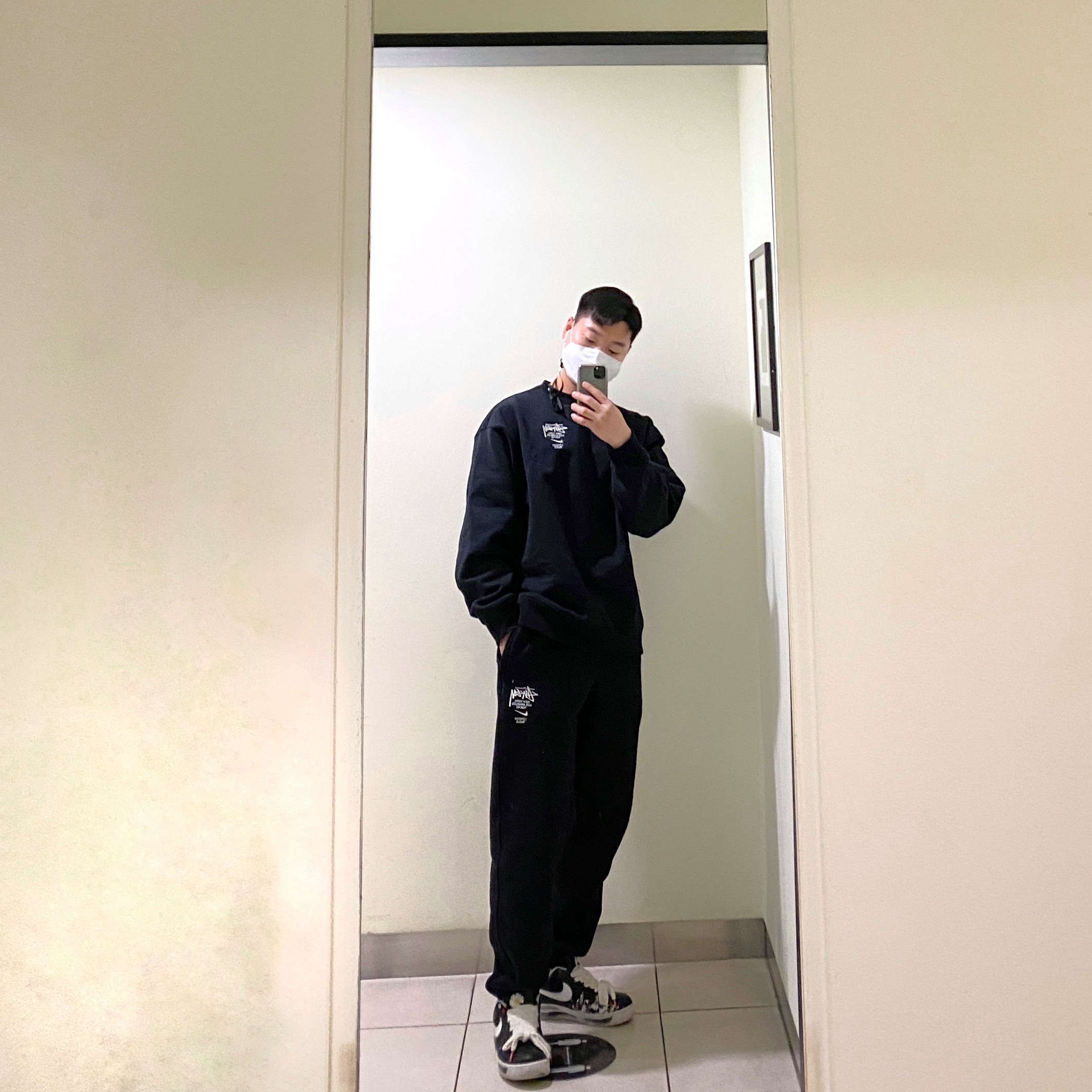 Nike x Peaceminusone Air Force 1 Low Para-Noise, Nike x Stussy NRG ZR Fleece Pants Black - Asia 착용 스타일