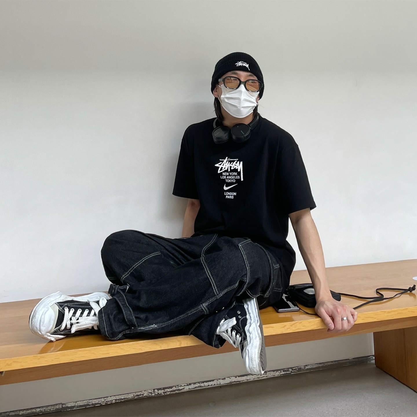 Maison Mihara Yasuhiro Hank OG Sole Canvas Low-top Sneakers Black, Nike x Stussy WT T-Shirt Black - Asia 착용 스타일
