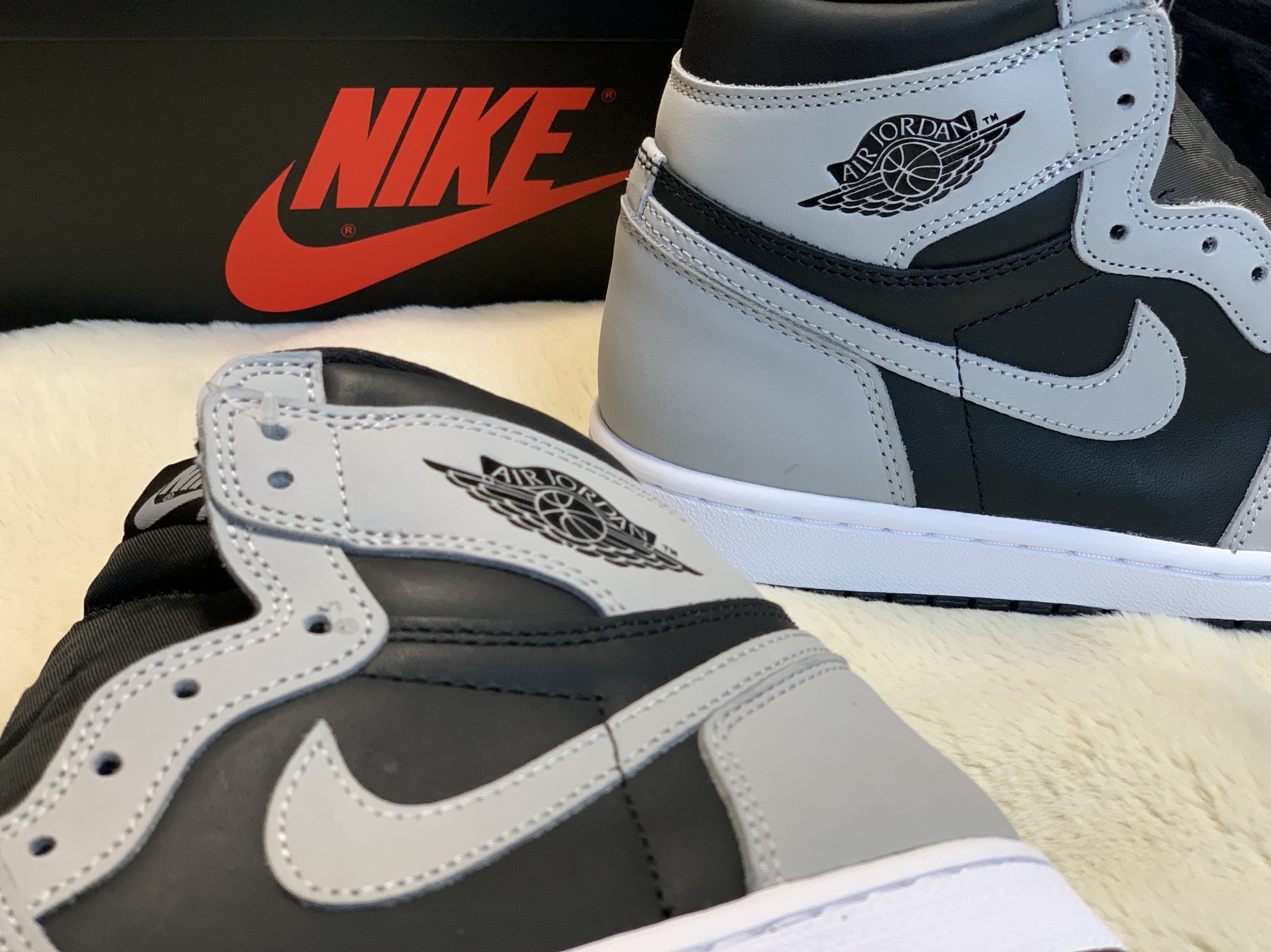 Jordan 1 Retro High OG Shadow 2.0 착용 스타일 - 3