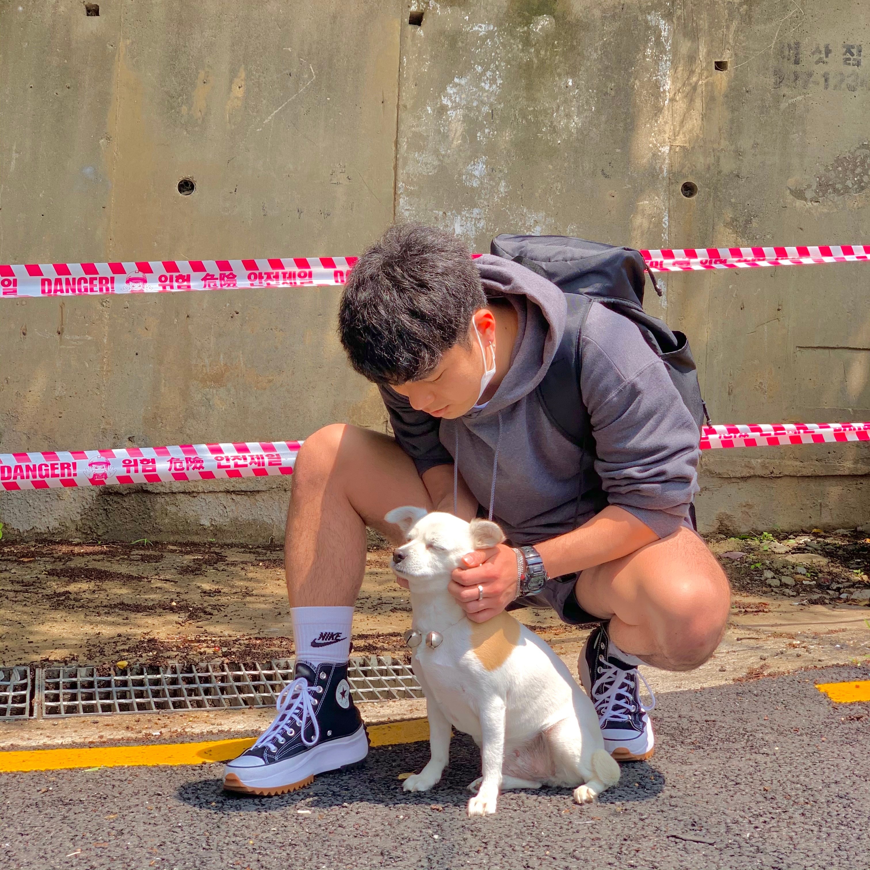 Converse Run Star Hike Hi Black White Gum, Nike x Fear of God Basketball Shorts Off Noir 착용 스타일