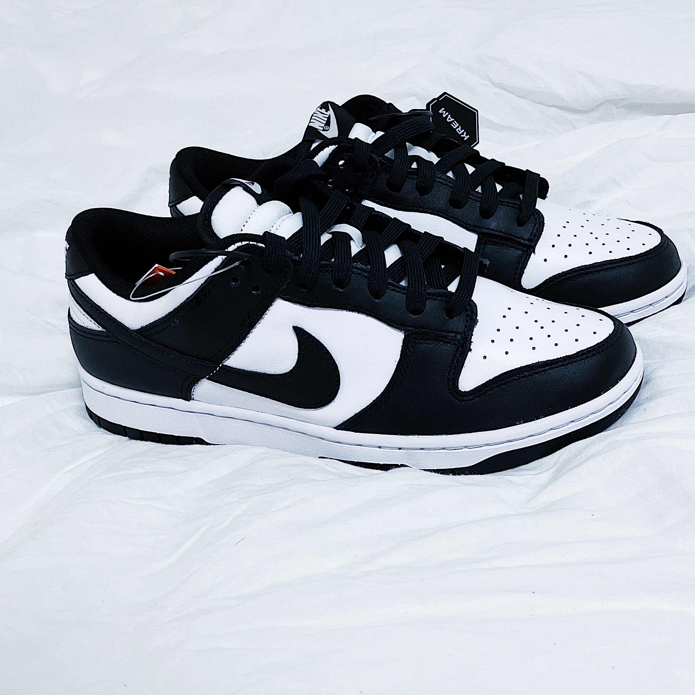 Nike Dunk Low Retro Black 착용 스타일