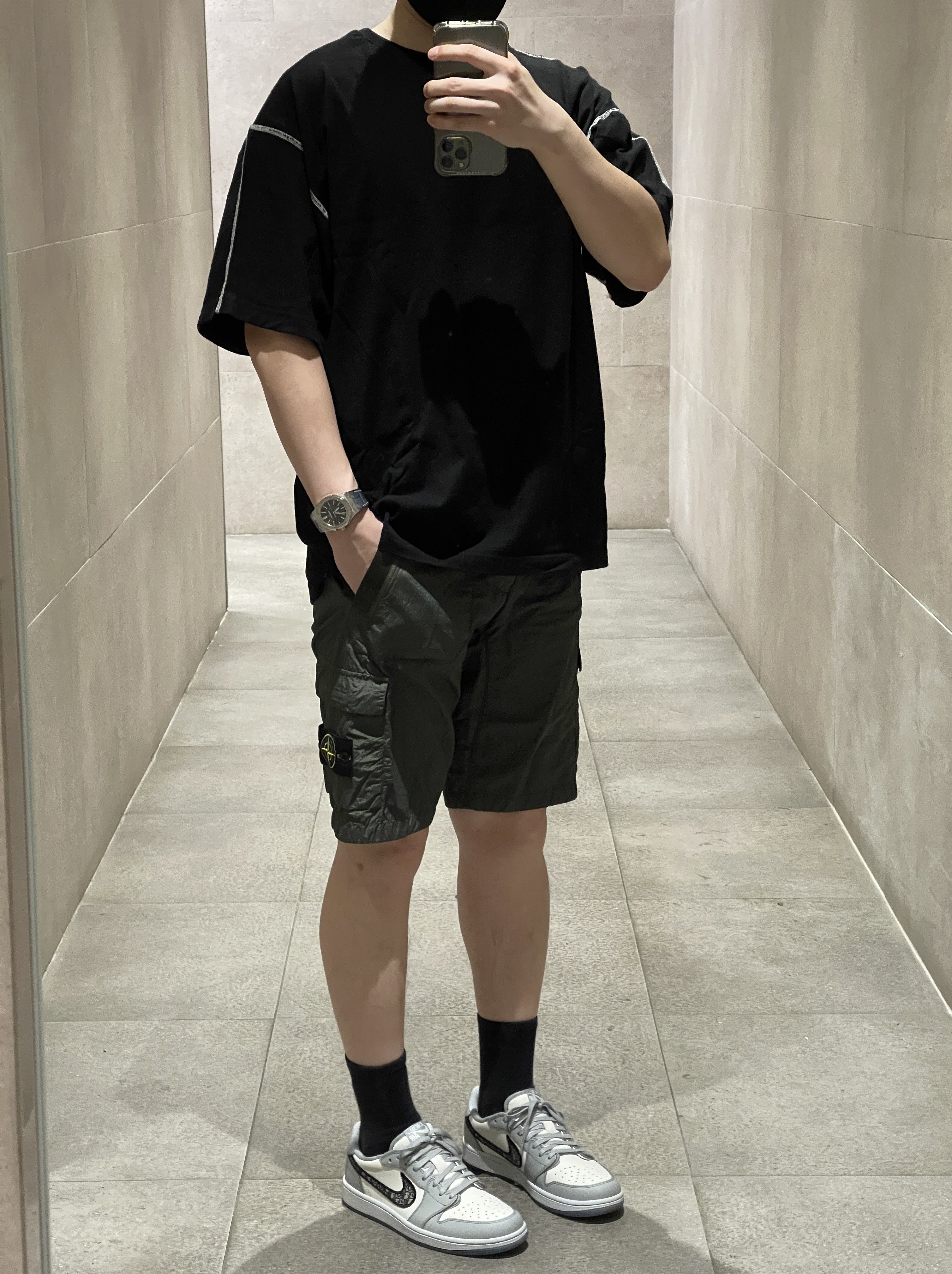 Jordan 1 x Dior Low OG 착용 스타일 - 1