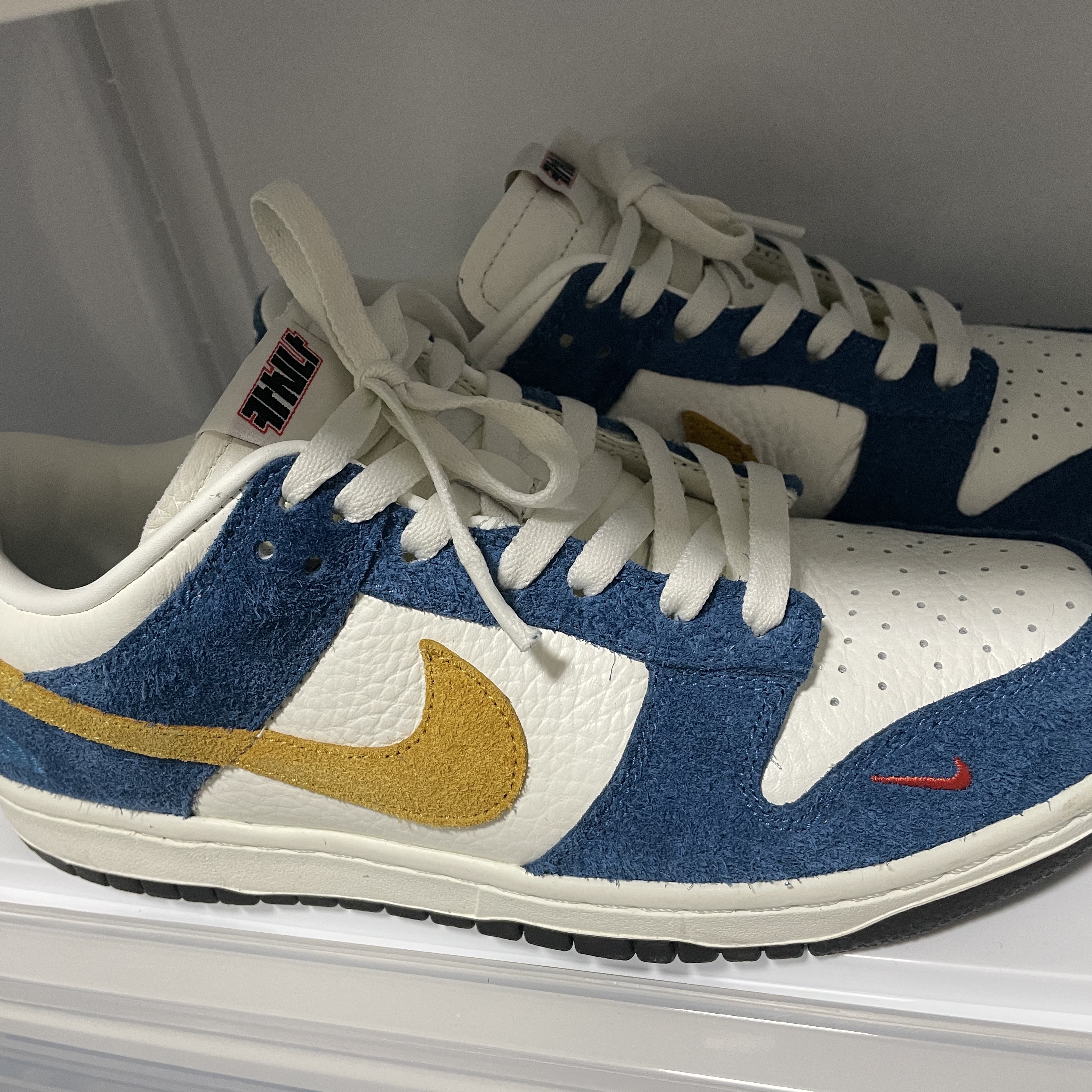 Nike x Kasina Dunk Low 80's Bus, Nike x Kasina Dunk Low Road Sign - Kasina Exclusive 착용 스타일 - 1