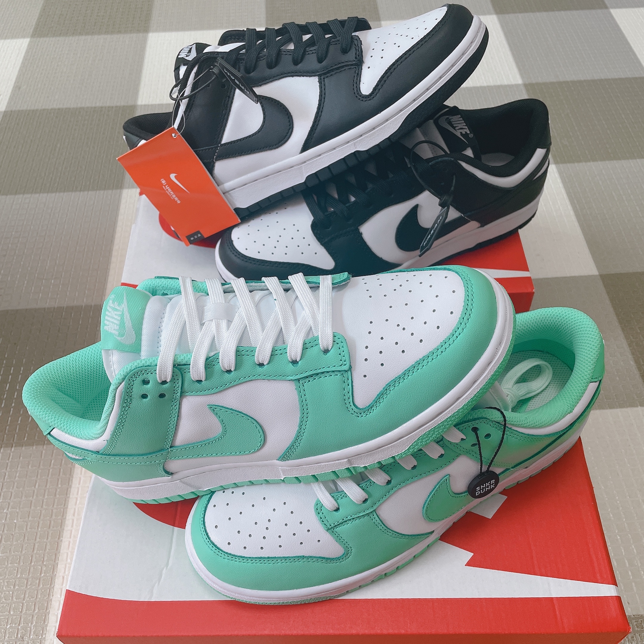 Nike Dunk Low Retro Black, (W) Nike Dunk Low Green Glow 착용 스타일