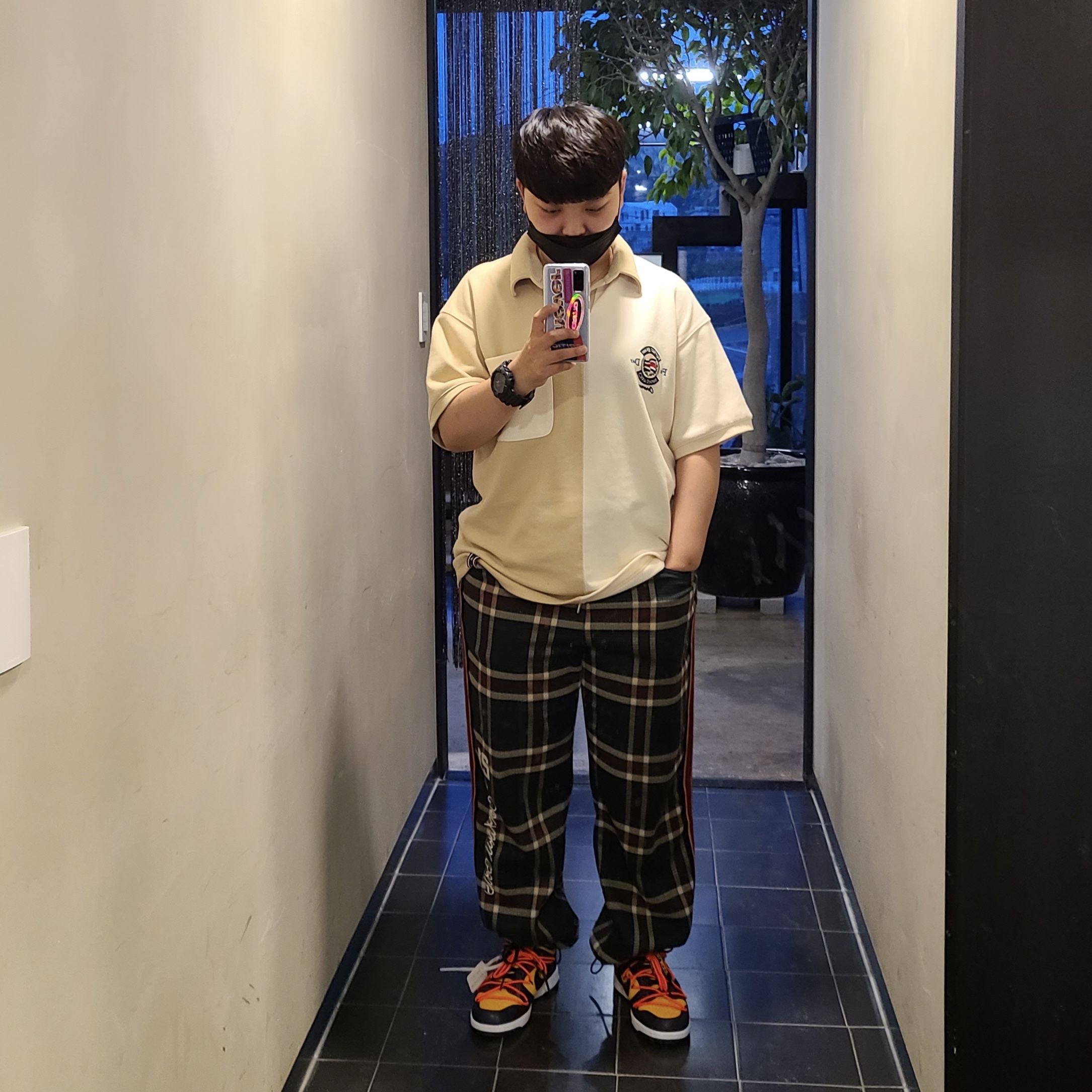 Nike x Off-White Dunk Low University Gold Midnight Navy 착용 스타일