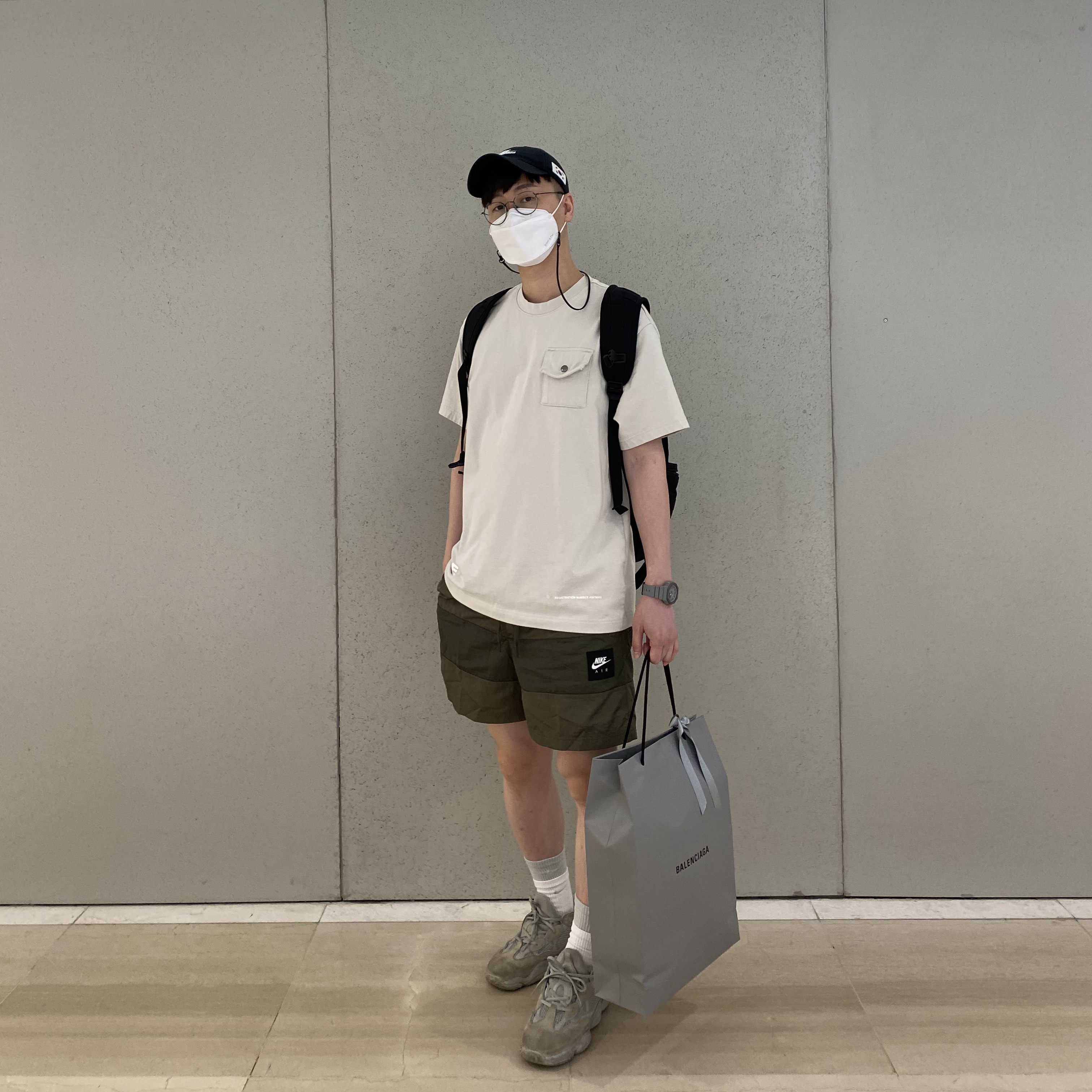 Adidas Yeezy 500 Salt 착용 스타일