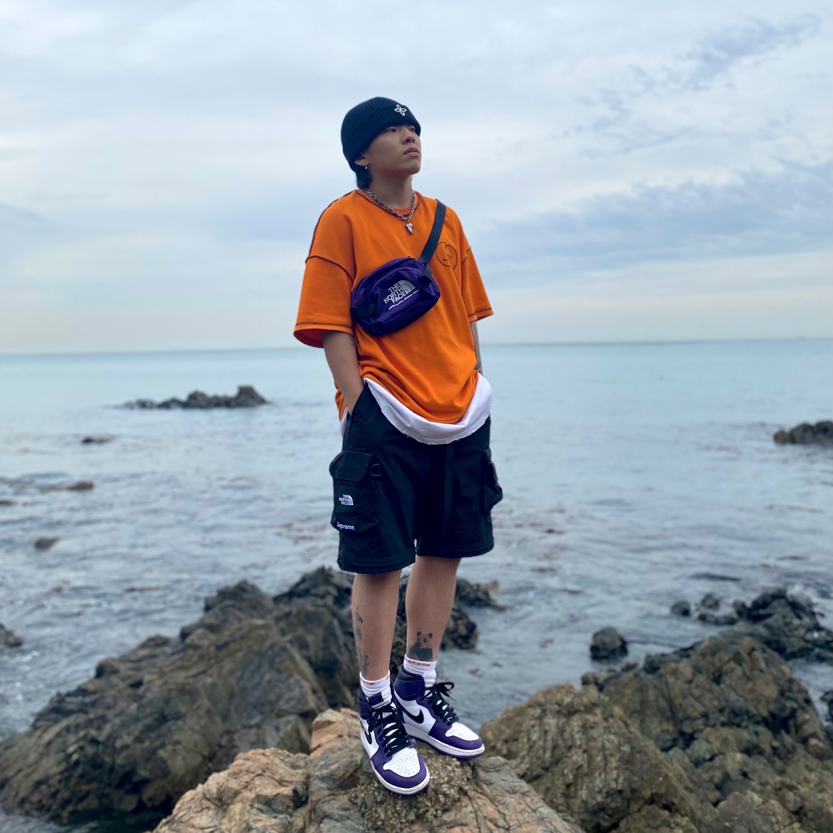 Jordan 1 Retro High OG Court Purple 2020 착용 스타일 - 4