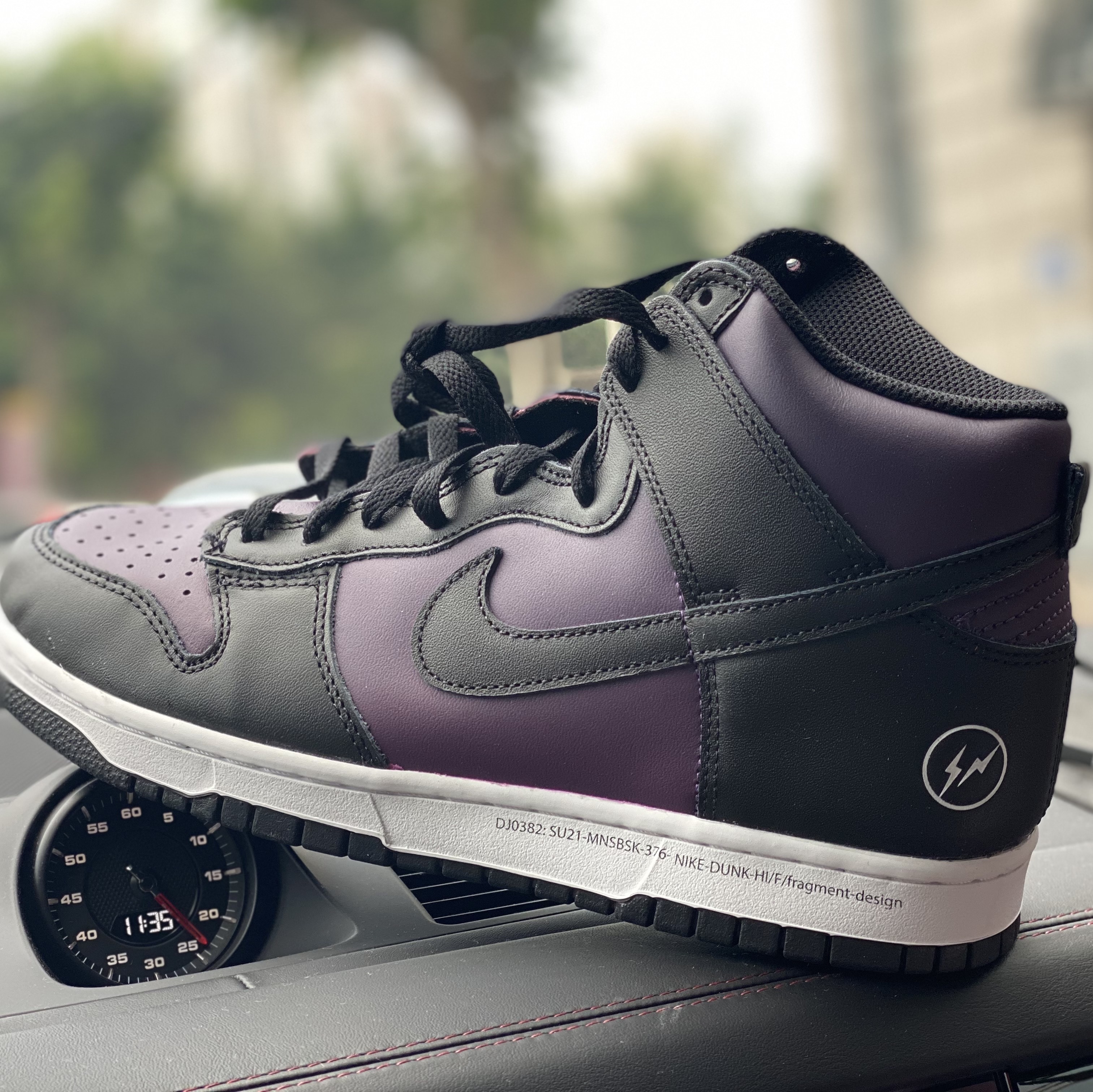 Nike x Fragment Dunk High Black 착용 스타일 - 1
