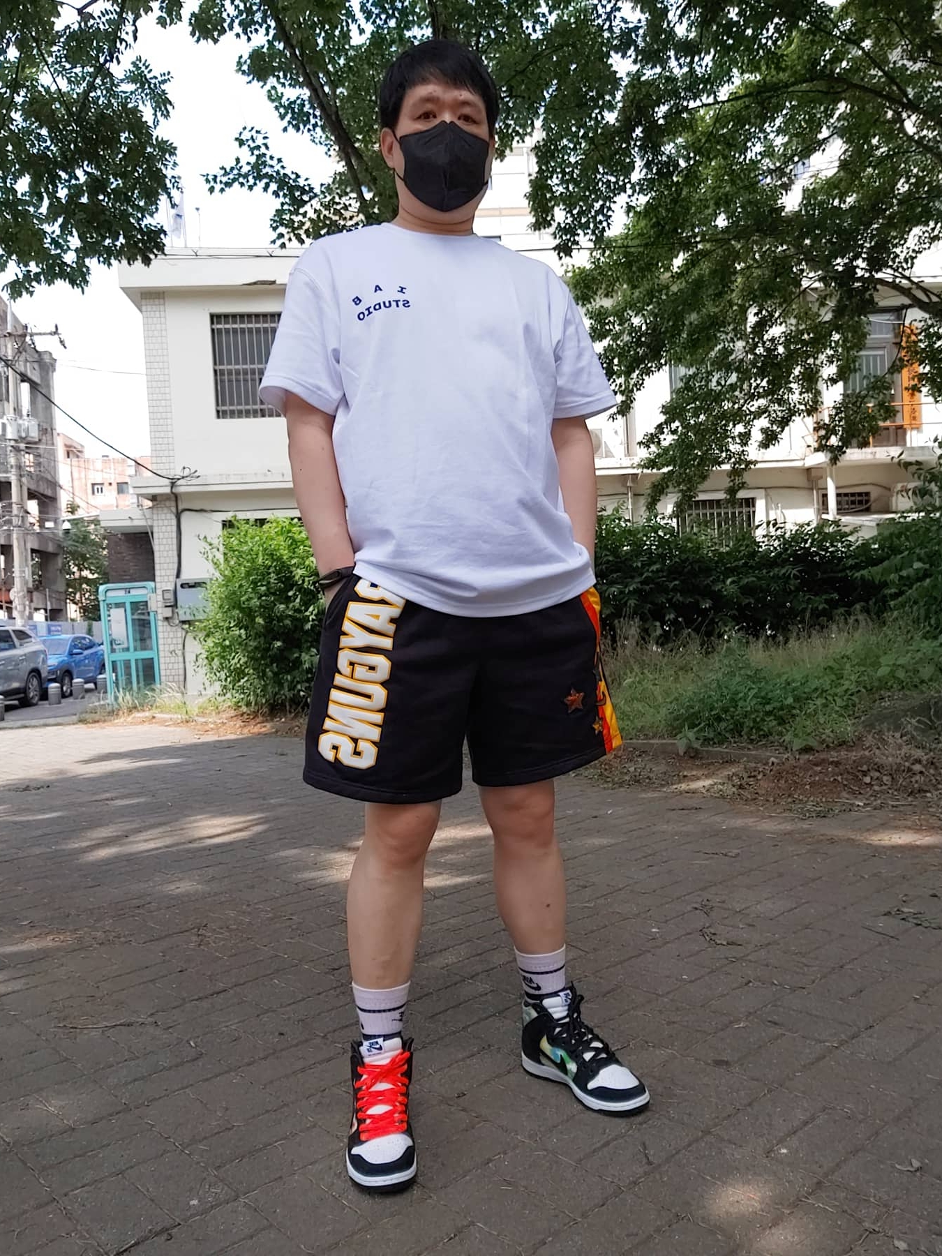 IAB Studio T-Shirt White, Nike SB Dunk High Pro Test Pattern 착용 스타일