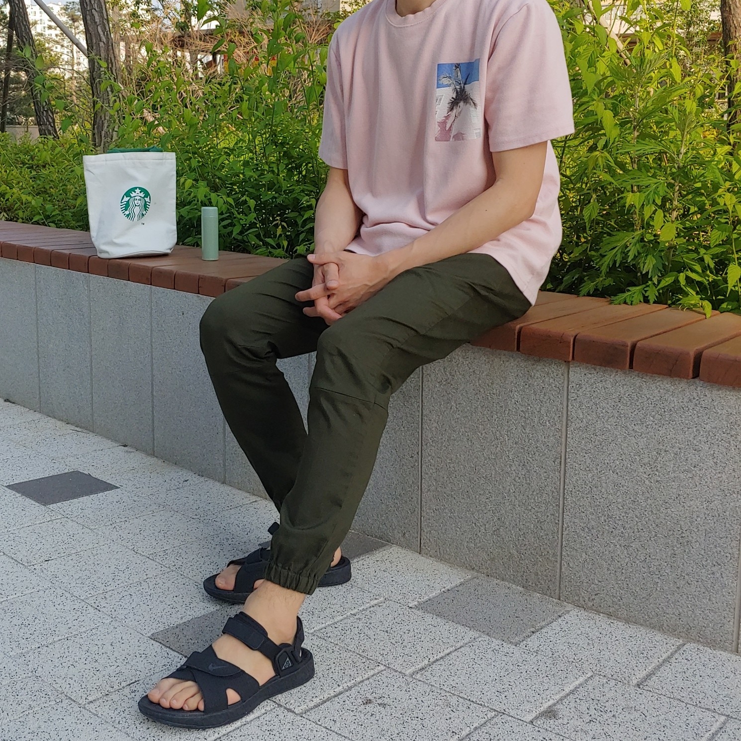 Nike ACG Air Deschutz Triple Black 착용 스타일