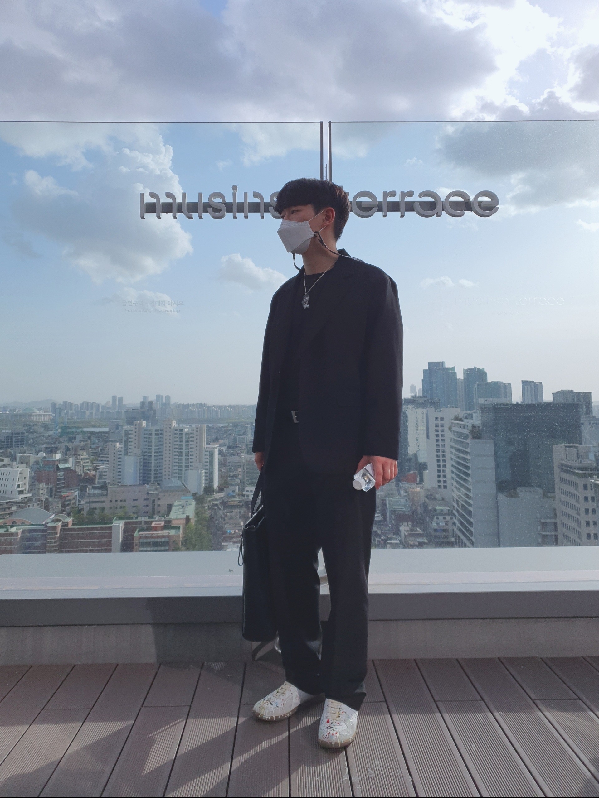Maison Margiela Replica Paint Drop Sneakers 착용 스타일