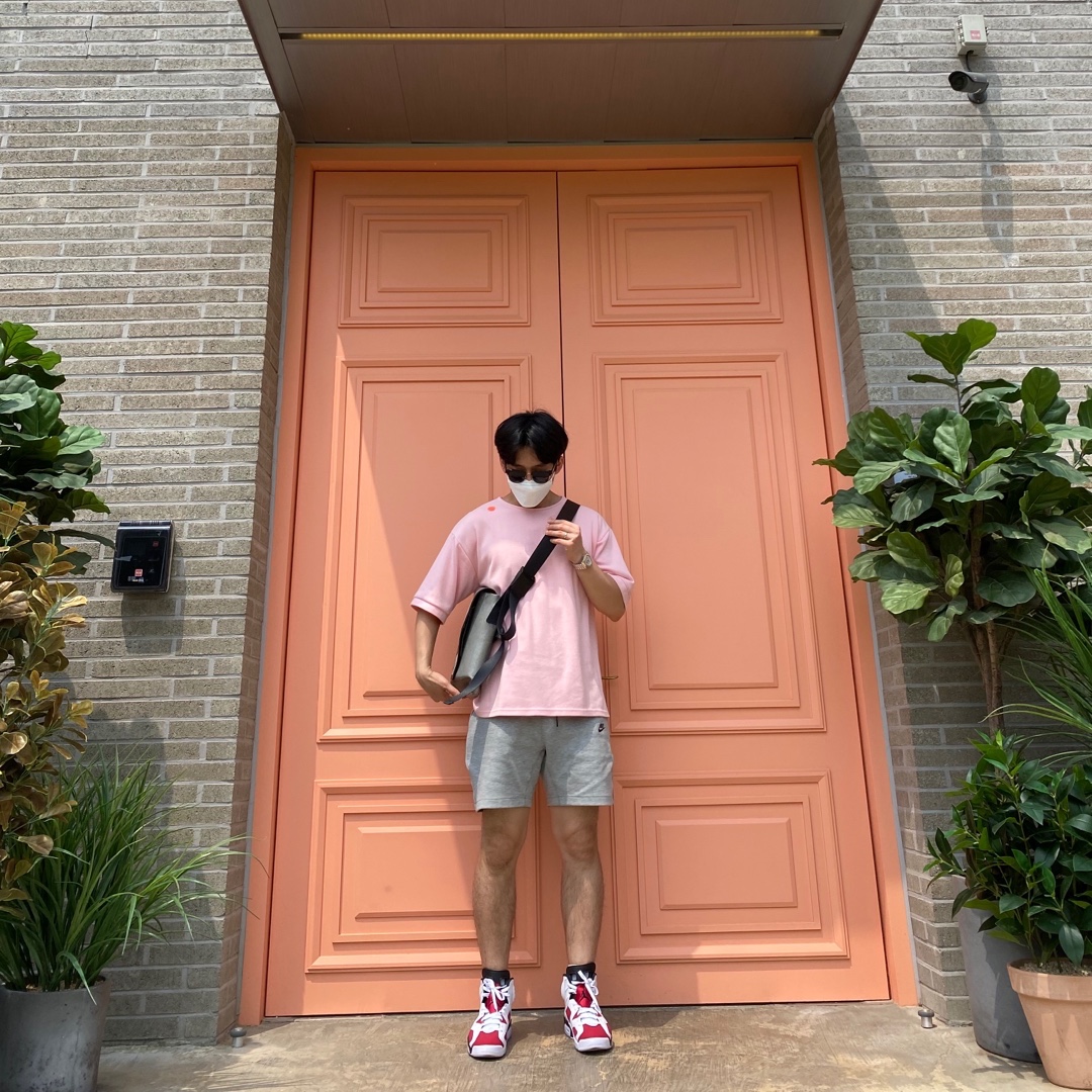 Jordan 6 Retro Carmine 2021 착용 스타일
