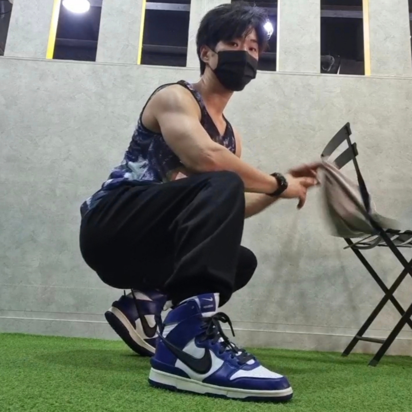 Nike x Ambush Dunk High Deep Royal Blue 착용 스타일 - 3