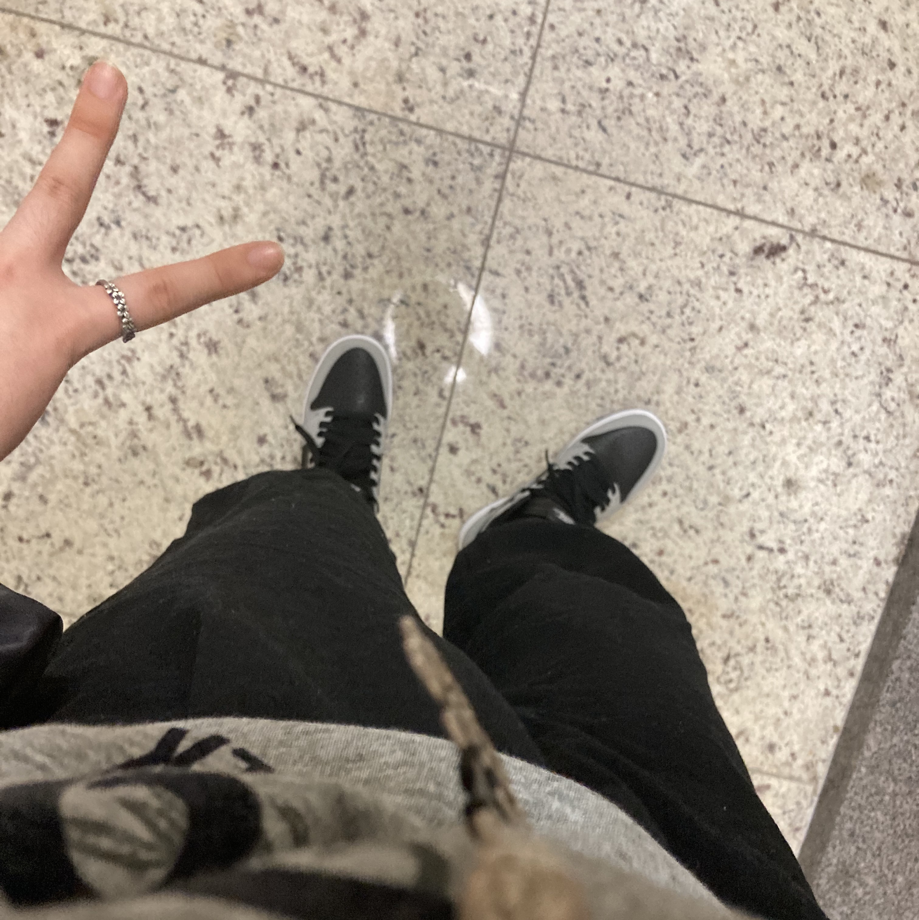 (GS) Jordan 1 Retro High OG Shadow 2.0 착용 스타일 - 2