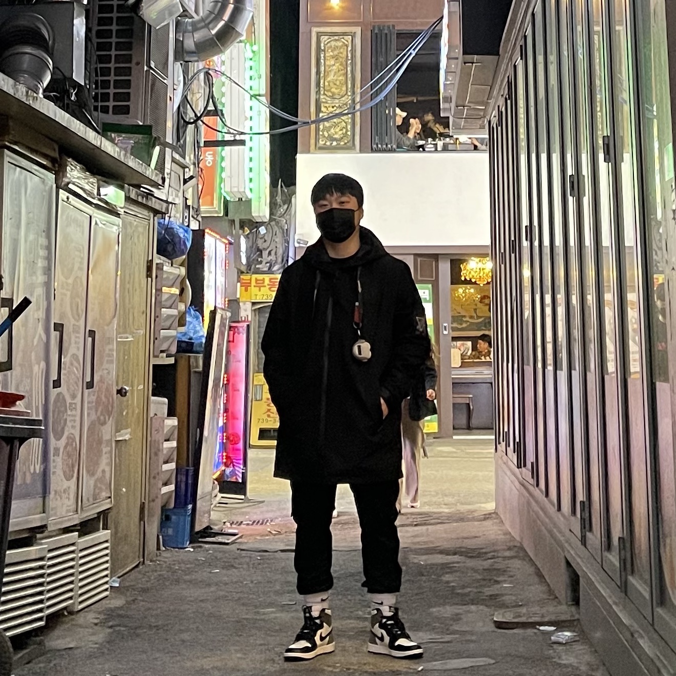 Jordan 1 Retro High OG Black Mocha 착용 스타일