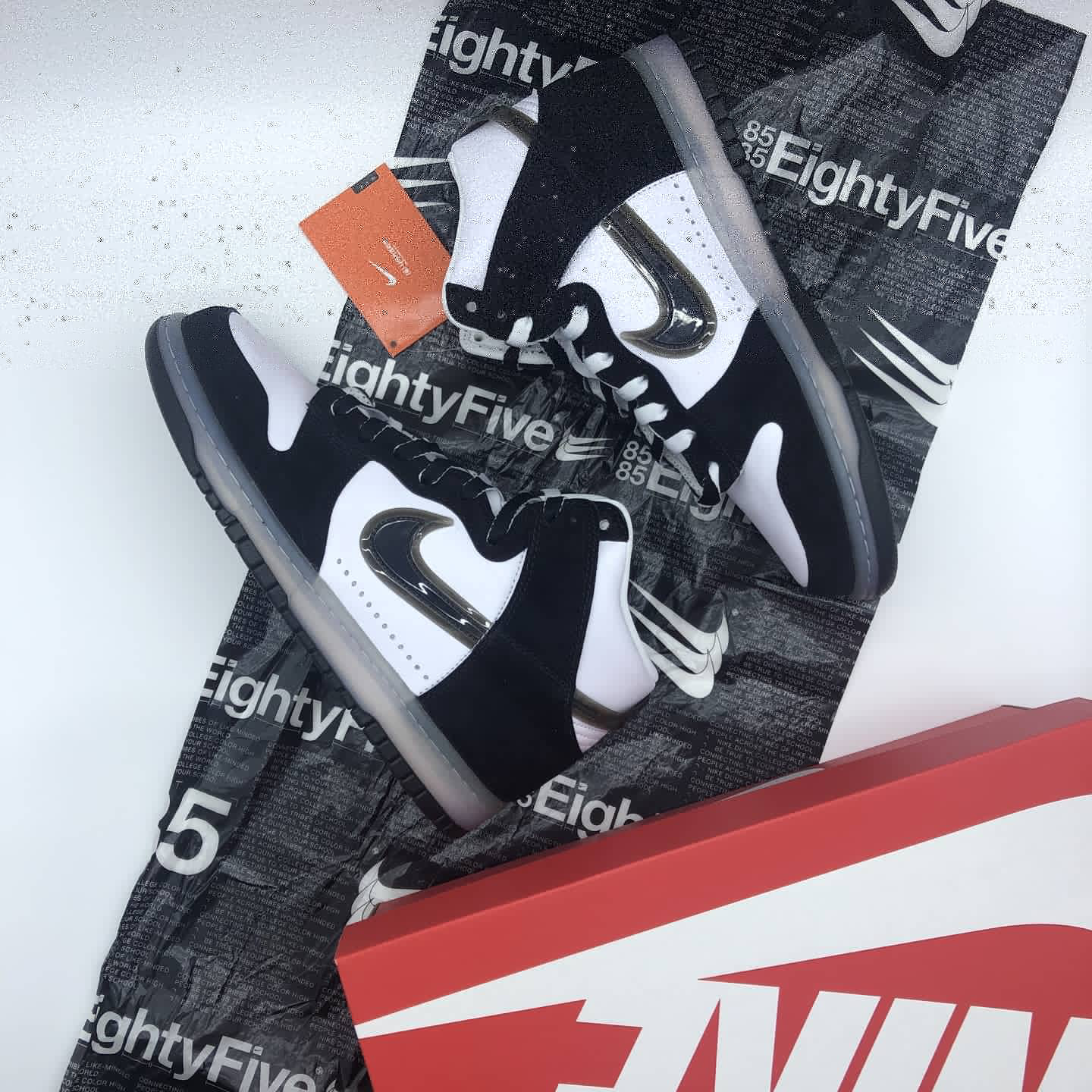 Nike x Slam Jam Dunk High SP Clear Black 착용 스타일 - 1