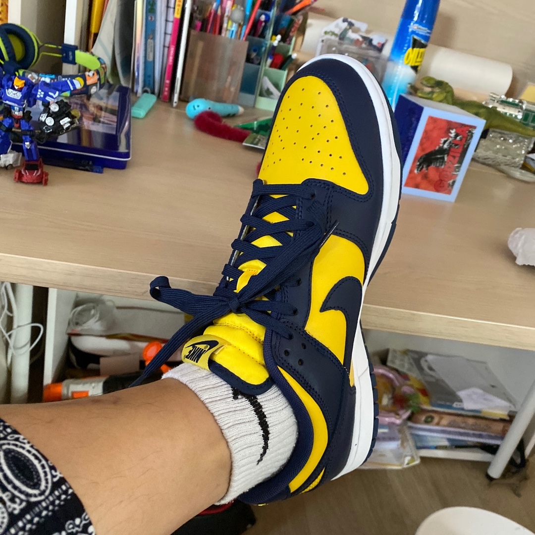 Nike Dunk Low Retro Varsity Green, Nike Dunk Low Retro Varsity Maize 착용 스타일 - 2