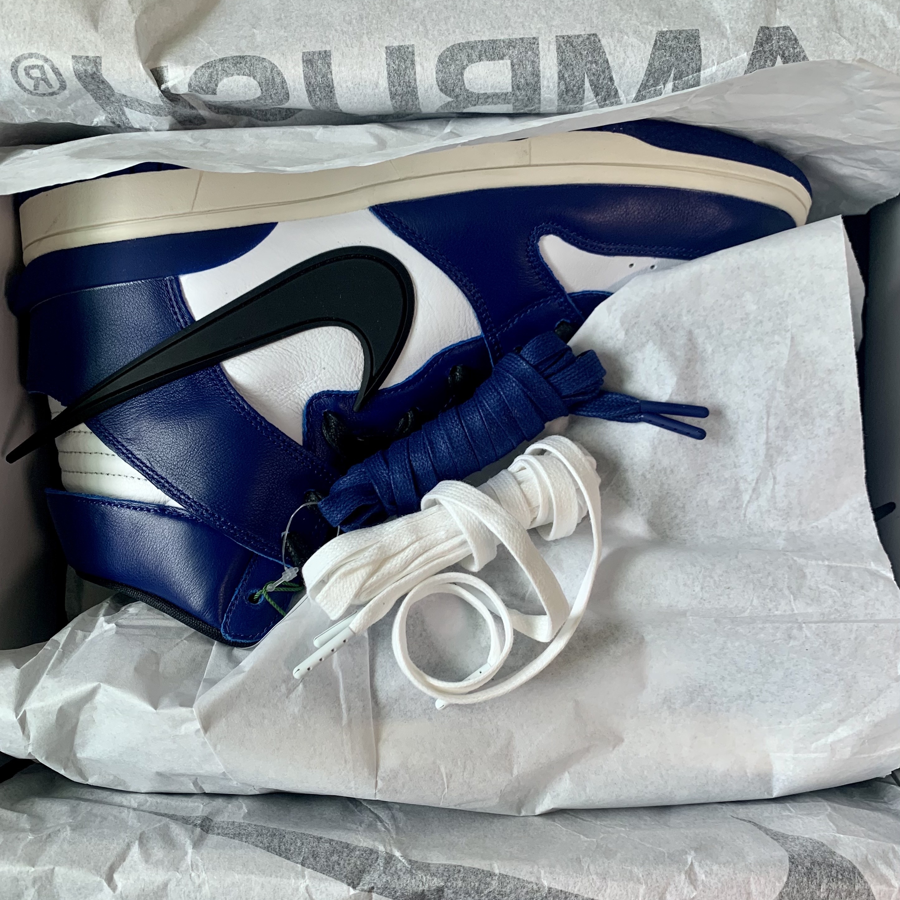 Nike x Ambush Dunk High Deep Royal Blue 착용 스타일 - 2