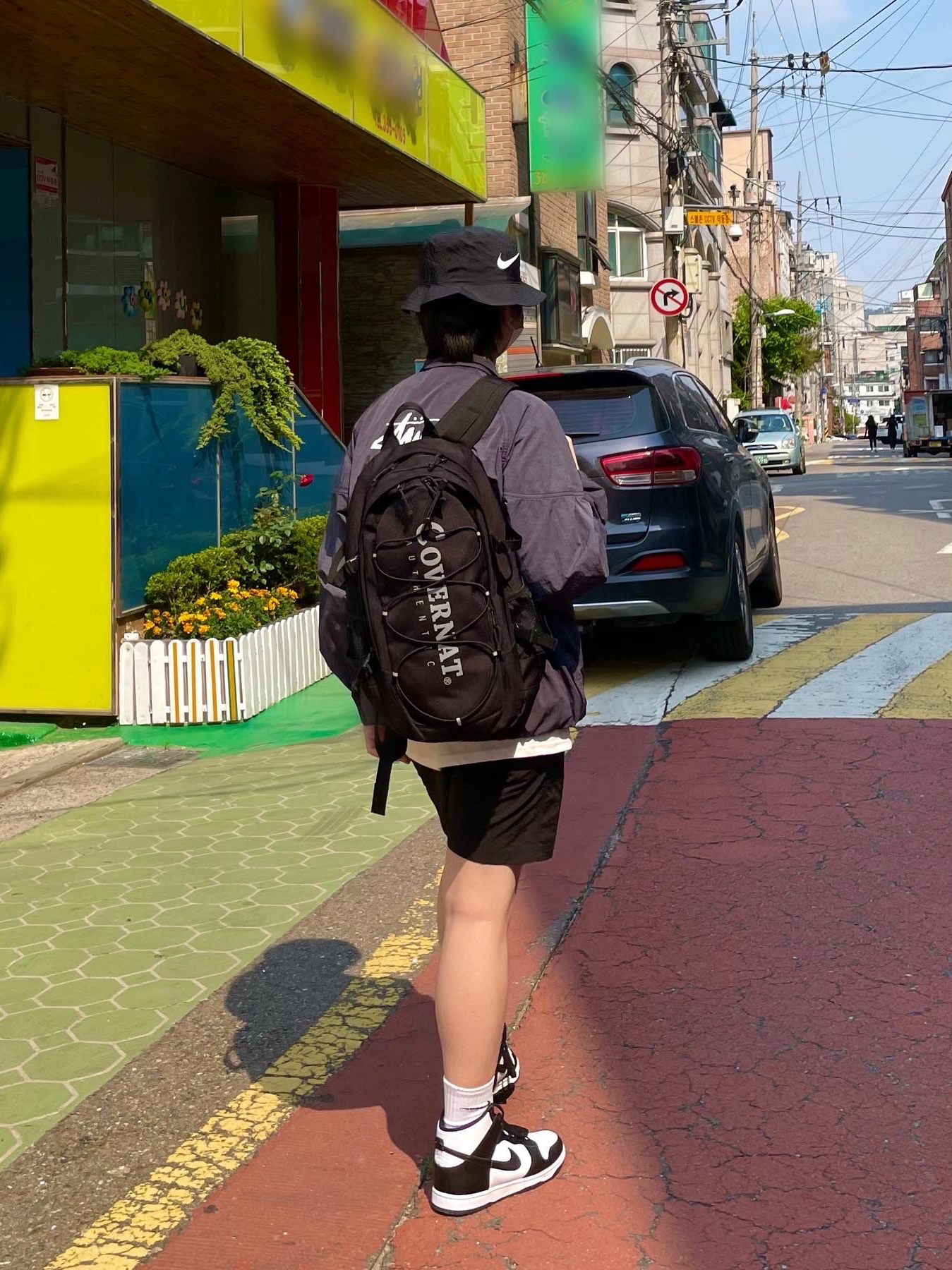 Nike Dunk High Retro Black and White, Nike x Stussy Windrunner Jacket Off Noir 착용 스타일 - 2