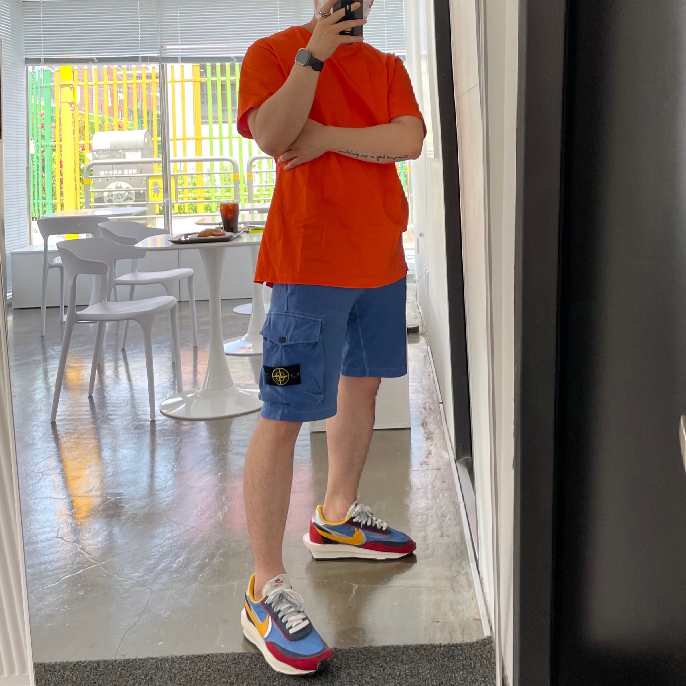 Nike x Sacai LDWaffle Blue Multi 착용 스타일
