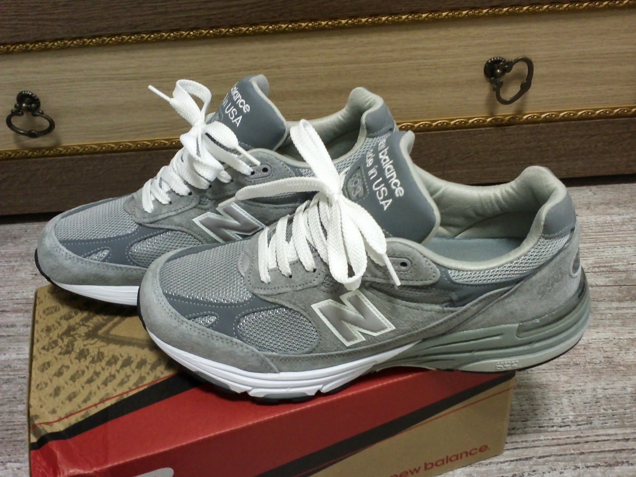 New Balance 993 Made in USA Grey - D Standard, New Balance 993 Made in USA Navy - D Standard 착용 스타일 - 1